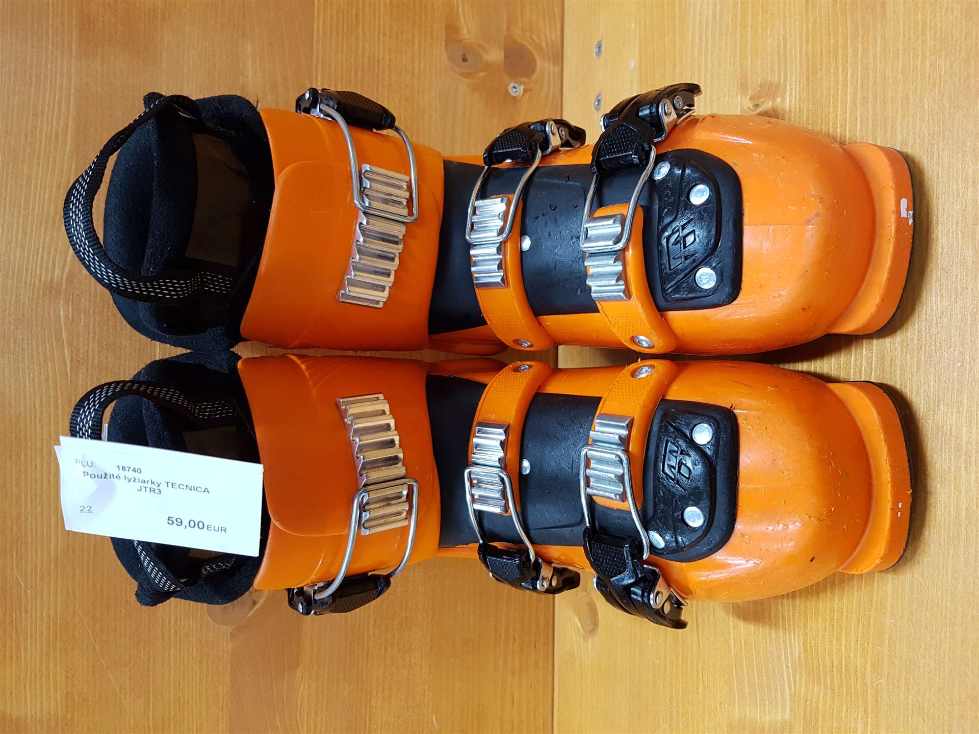 Použité lyžiarky TECNICA JTR3