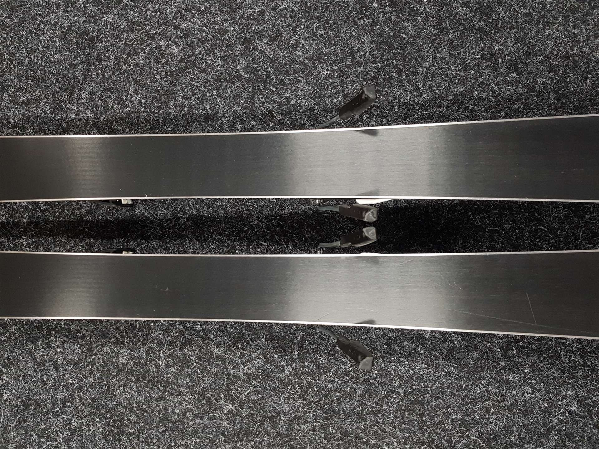 Esquís infantiles usados TECNOPRO Team 66 + fijaciones Tecnopro TL 75