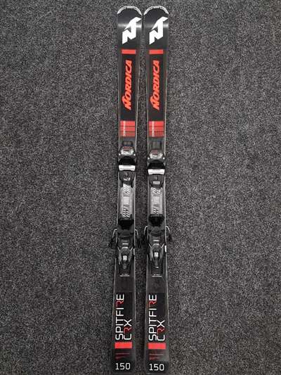 Schiuri bazar Nordica Dobermann Spitfire CRX