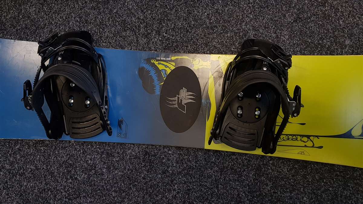 Bazárový snowboard F2 Scream