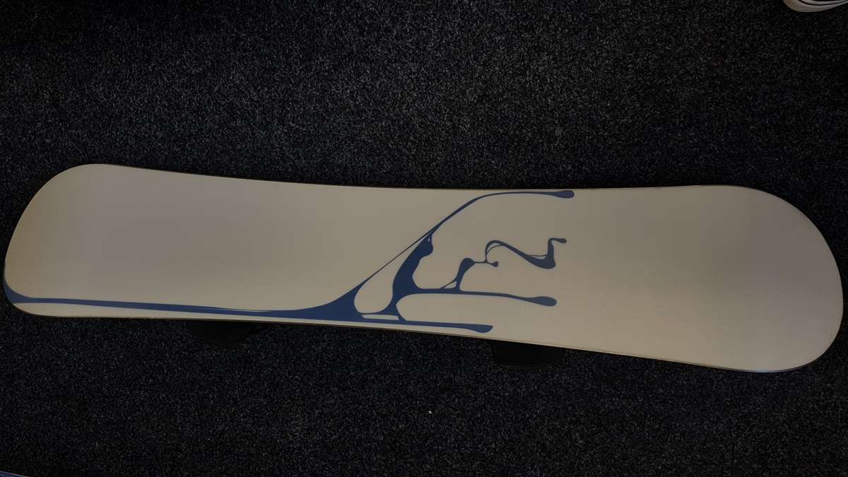 Bazárový snowboard F2 Scream