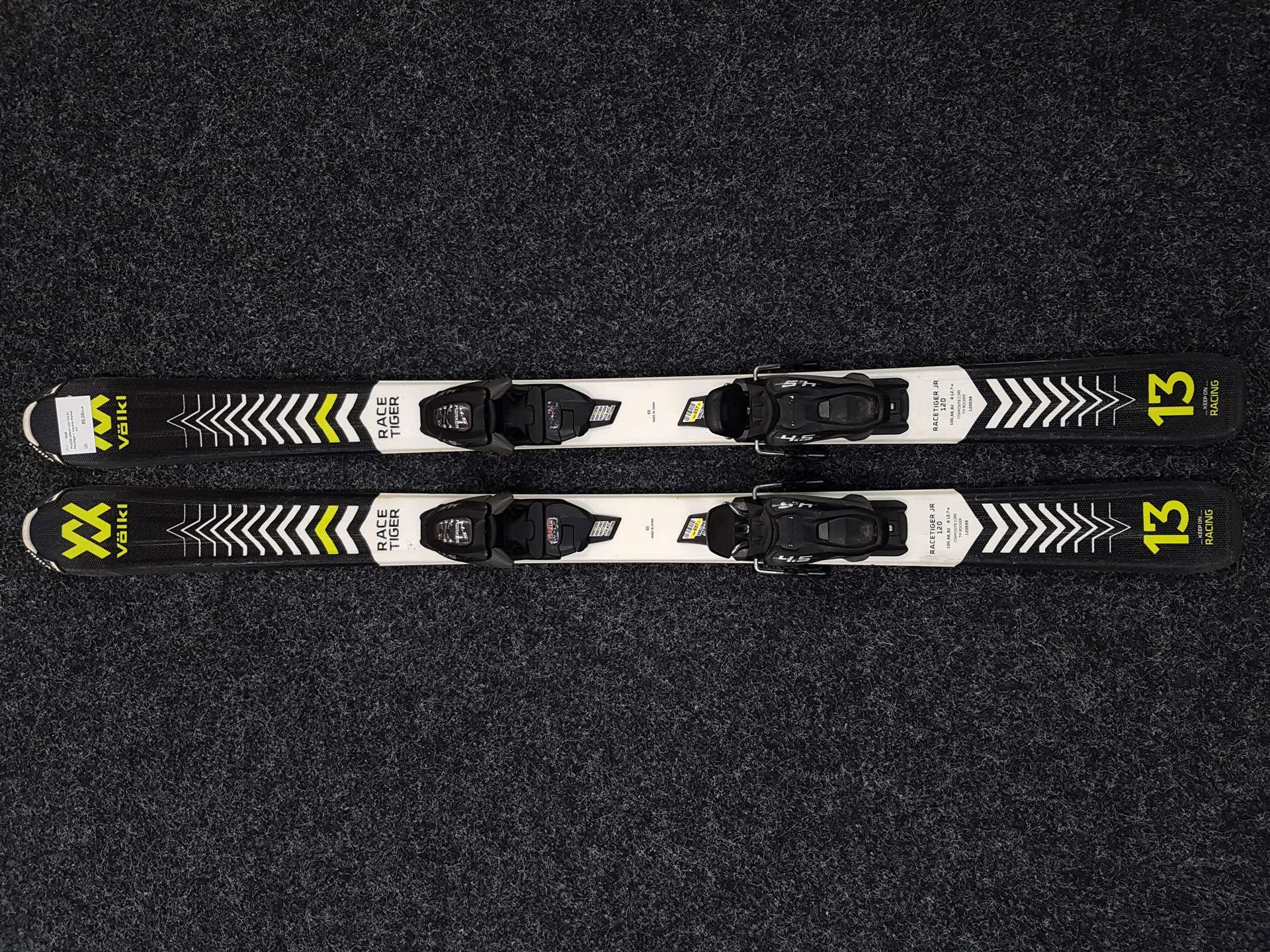 Použité detské lyže VOLKL Racetiger + viazanie Marker 4.5