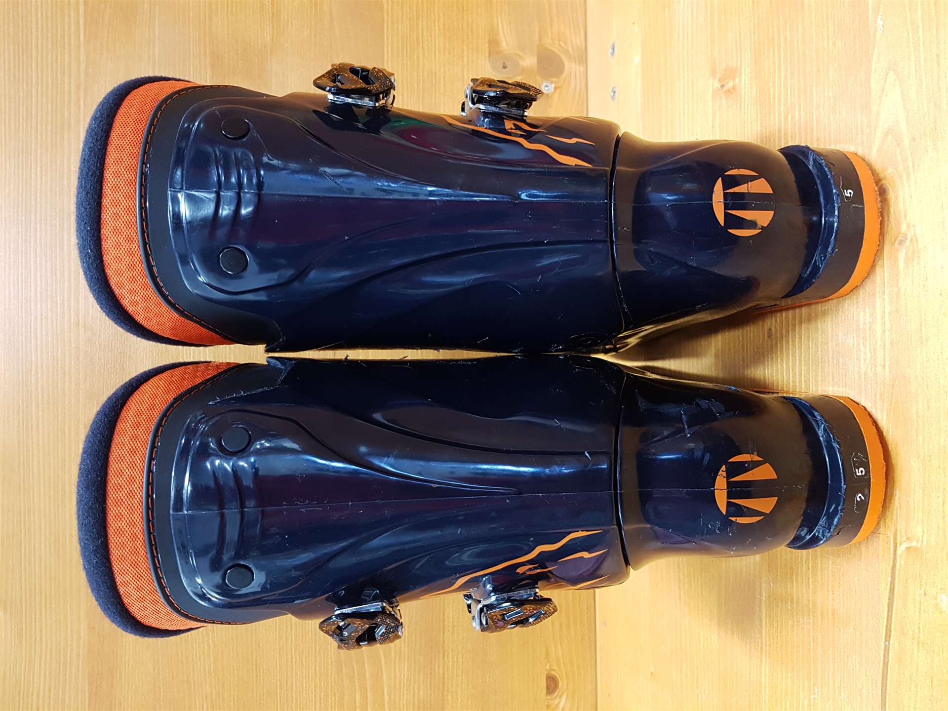 Bottes de ski TECNICA JT4 d'occasion