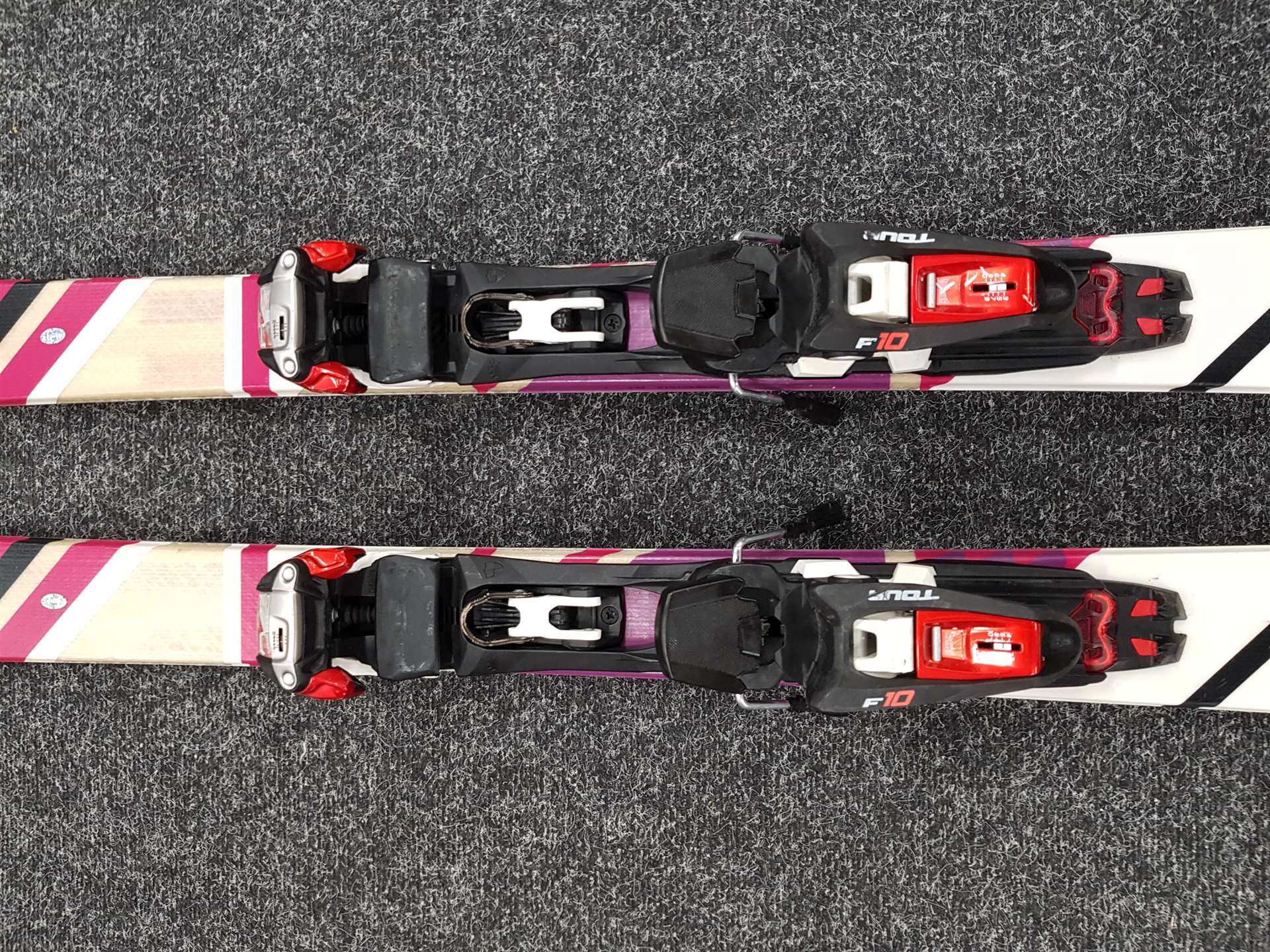 Gebrauchte VOLKL NUKKA Alpinski + MARKER F10 TOUR + Gebrauchte Riemen