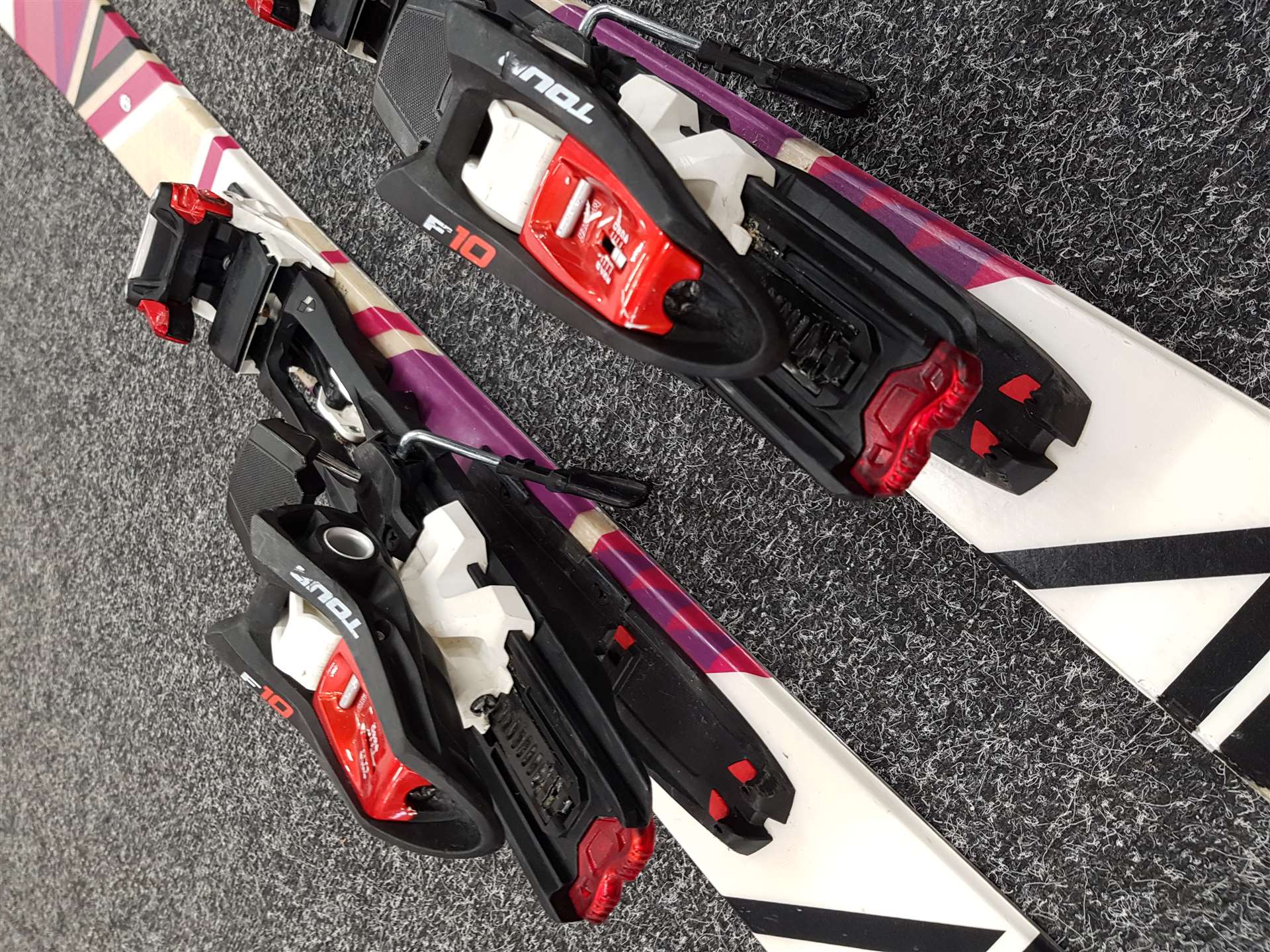 Gebrauchte VOLKL NUKKA Alpinski + MARKER F10 TOUR + Gebrauchte Riemen