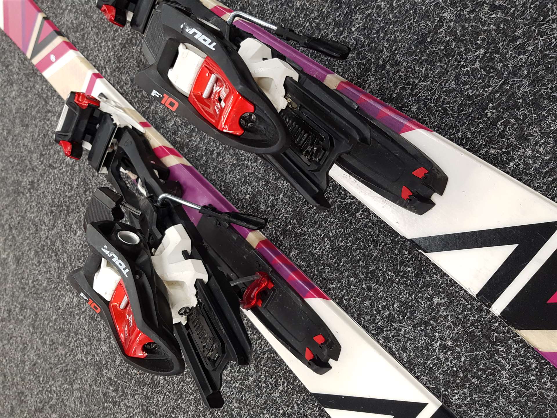 Gebrauchte VOLKL NUKKA Alpinski + MARKER F10 TOUR + Gebrauchte Riemen