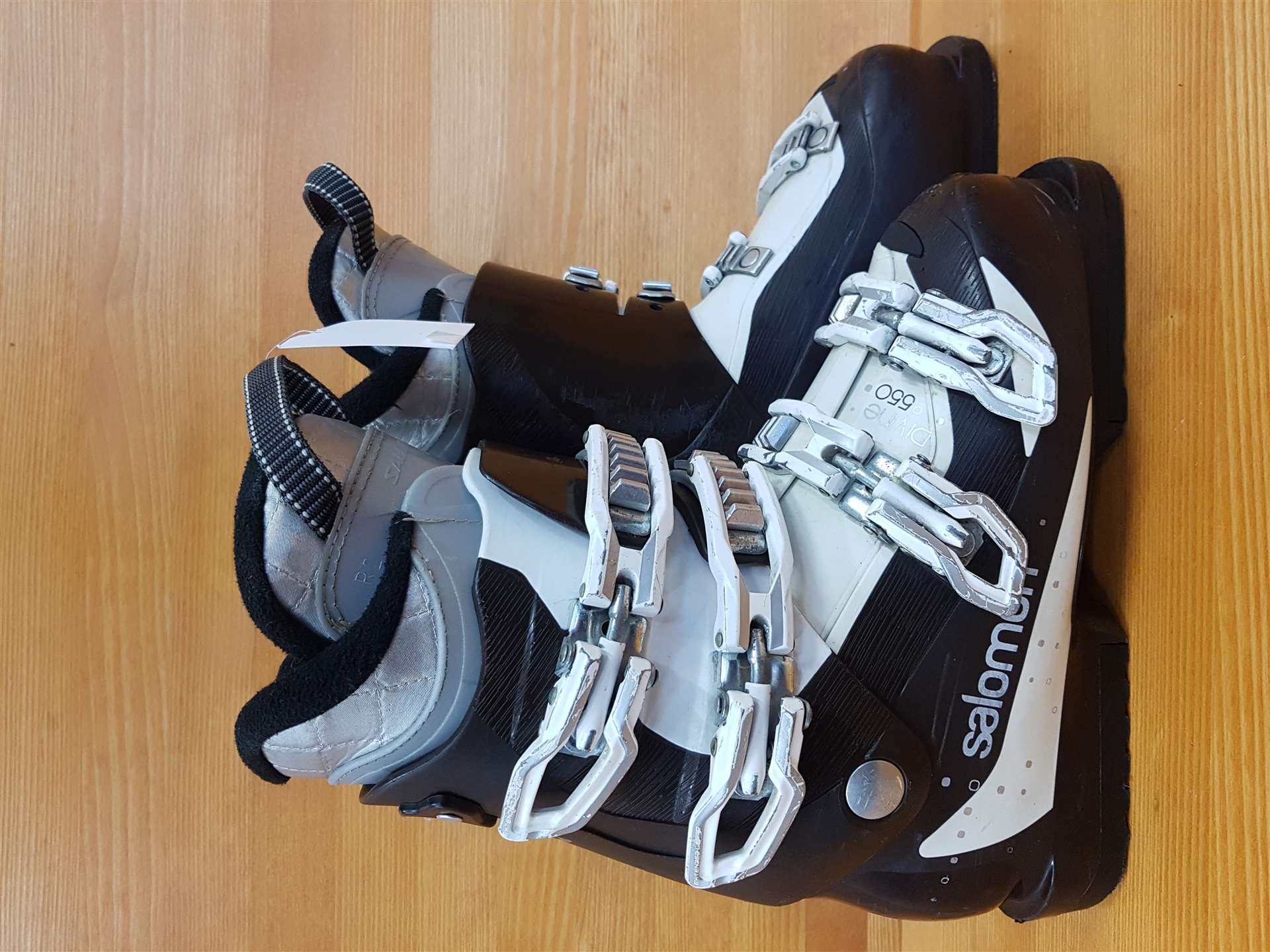 Gebrauchte Skischuhe SALOMON Divine 550