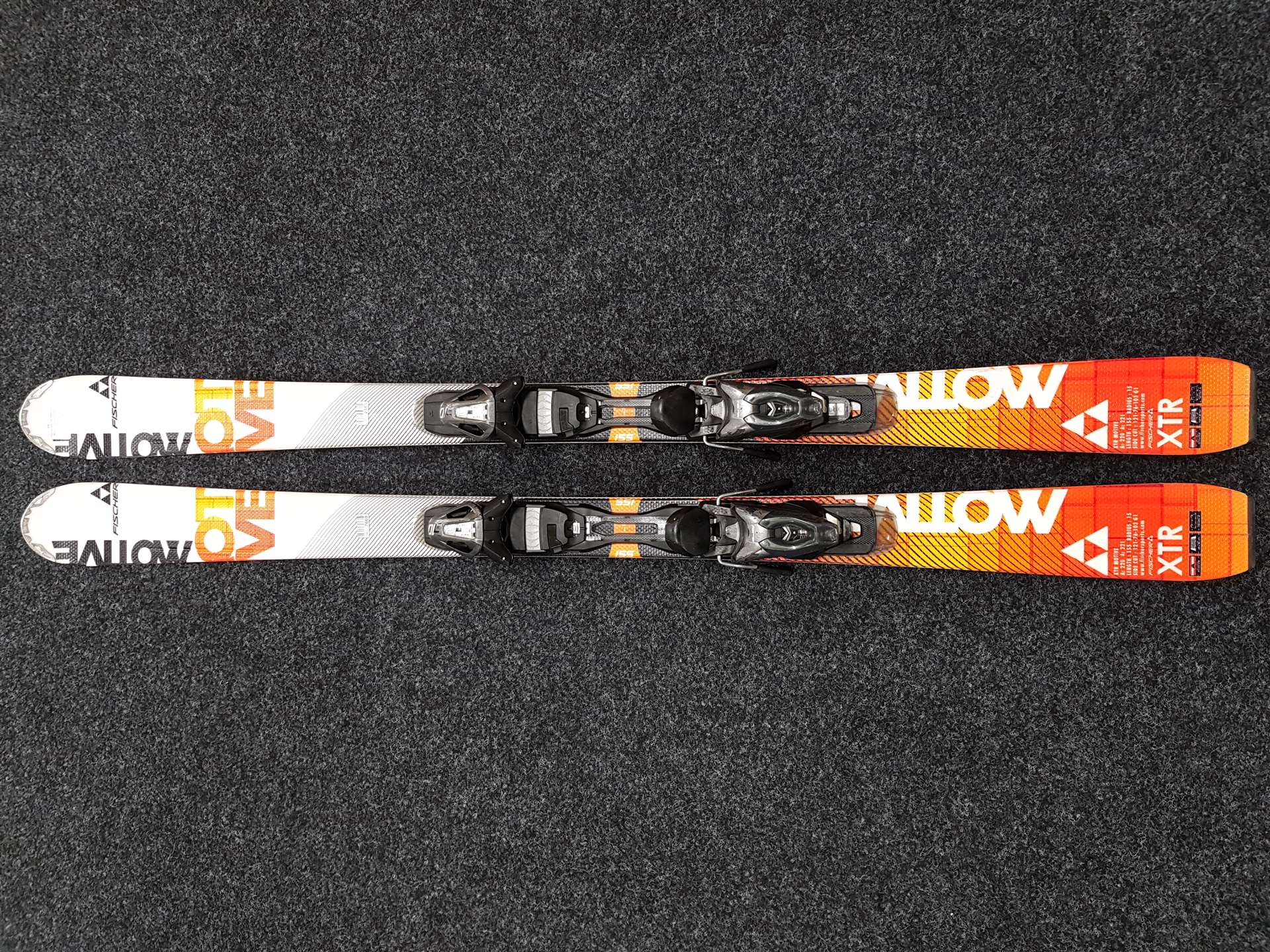 Použité lyže FISCHER XTR Motive + vázání Fischer RS 10