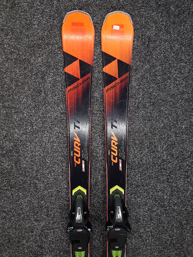 Narty bazarowe Fischer CURV RC4 Ti