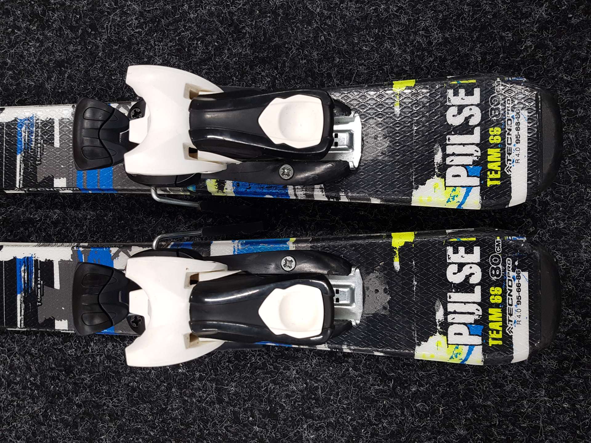 Używane narty dziecięce TECNOPRO Pulse Team 66 + wiązania Tecnopro 4.5
