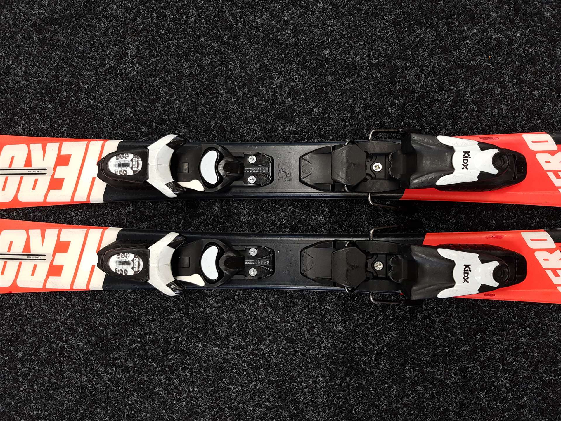Rabljene dječje skije ROSSIGNOL Hero Junior Multi Event + Look Kidx vezovi 4.5