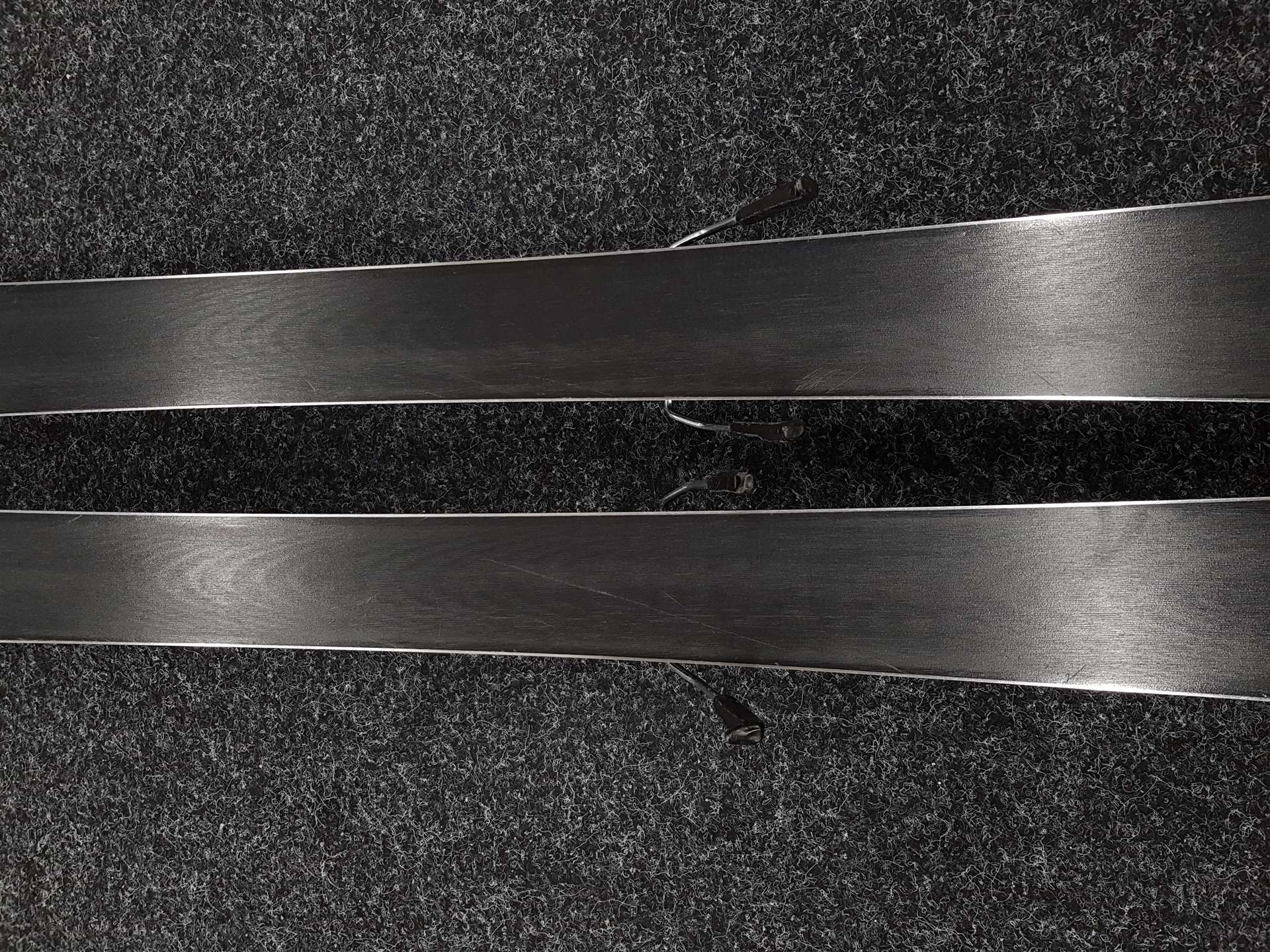 Sci usati ROSSIGNOL React 2 Carbon + attacchi Look Xpress 10