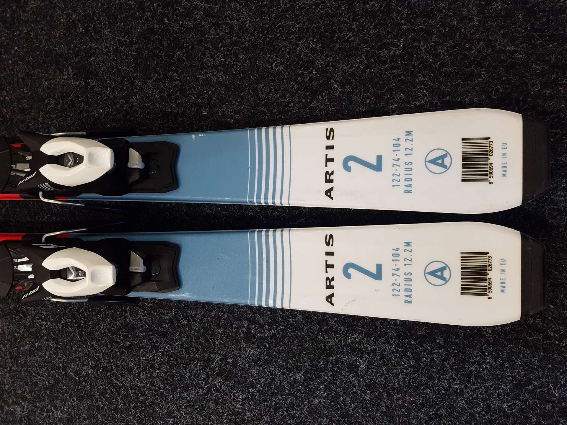 Używane narty ARTIS 2 + wiązania Tyrolia PR 11