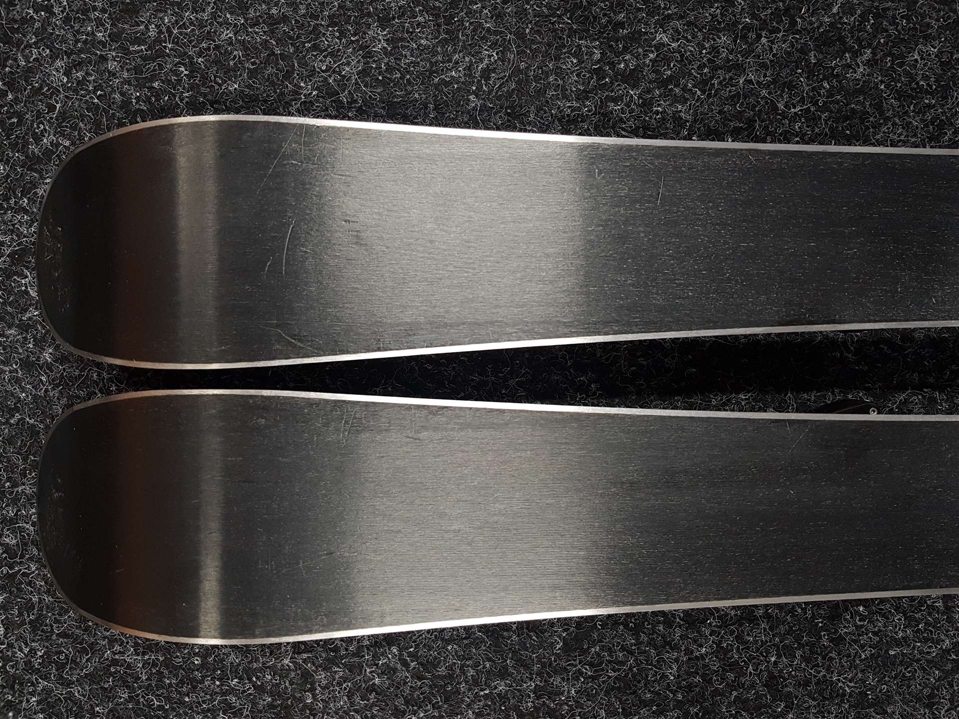 Použité detské lyže SPORTEN Gangster + viazanie Tyrolia SL 4,5