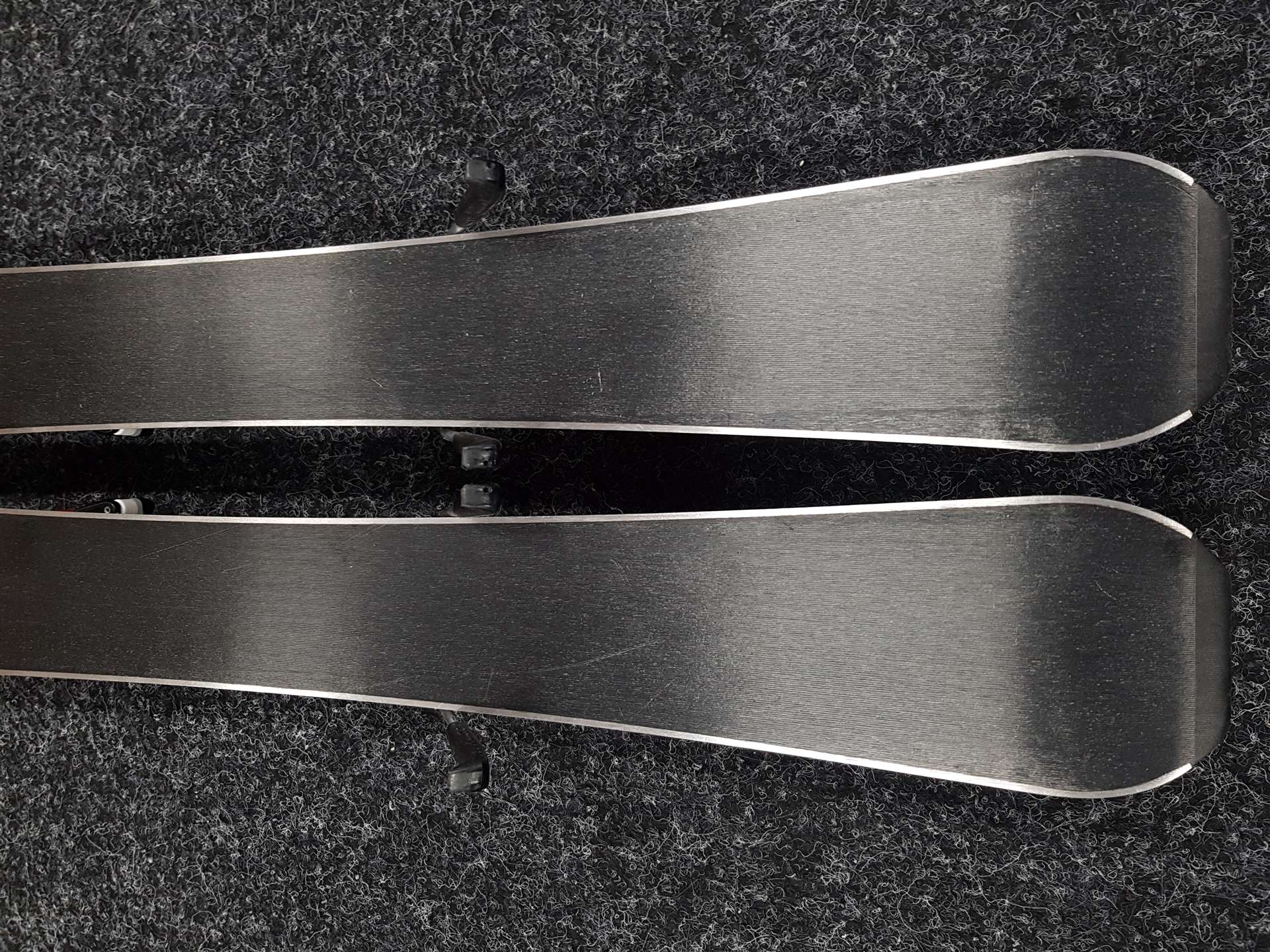 Použité detské lyže SPORTEN Gangster + viazanie Tyrolia SL 4,5