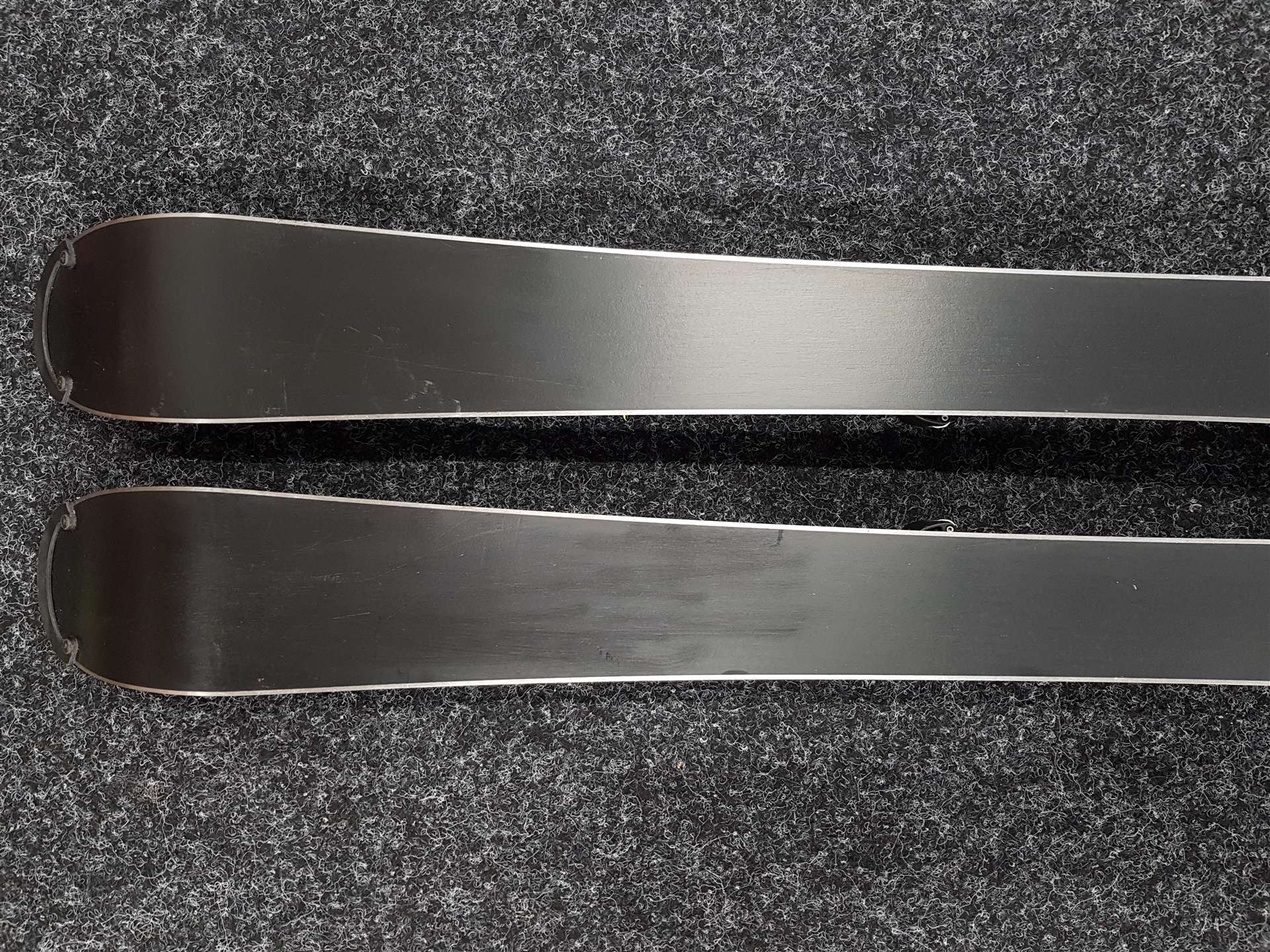 Skis enfant d'occasion SPORTEN XOXO + fixations Tyrolia SLR 4.5