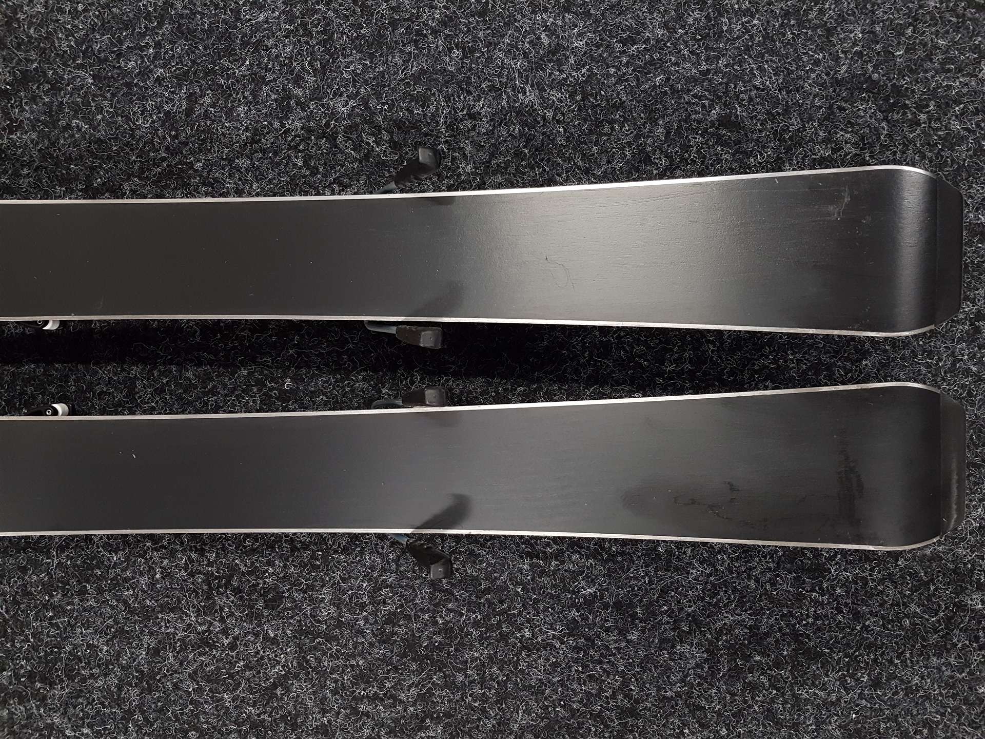 Skis enfant d'occasion SPORTEN XOXO + fixations Tyrolia SLR 4.5