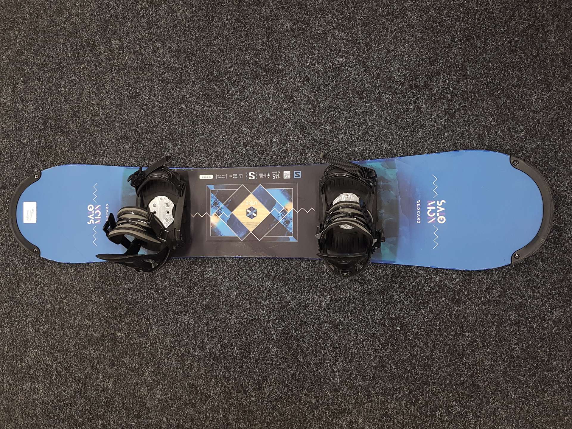 Použitý snowboard SALOMON WLD CARD + vázání Intercharger velikost M