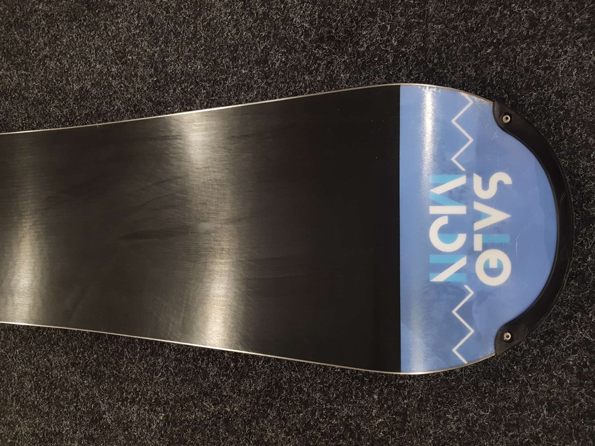 Použitý snowboard SALOMON WLD CARD + vázání Intercharger velikost M