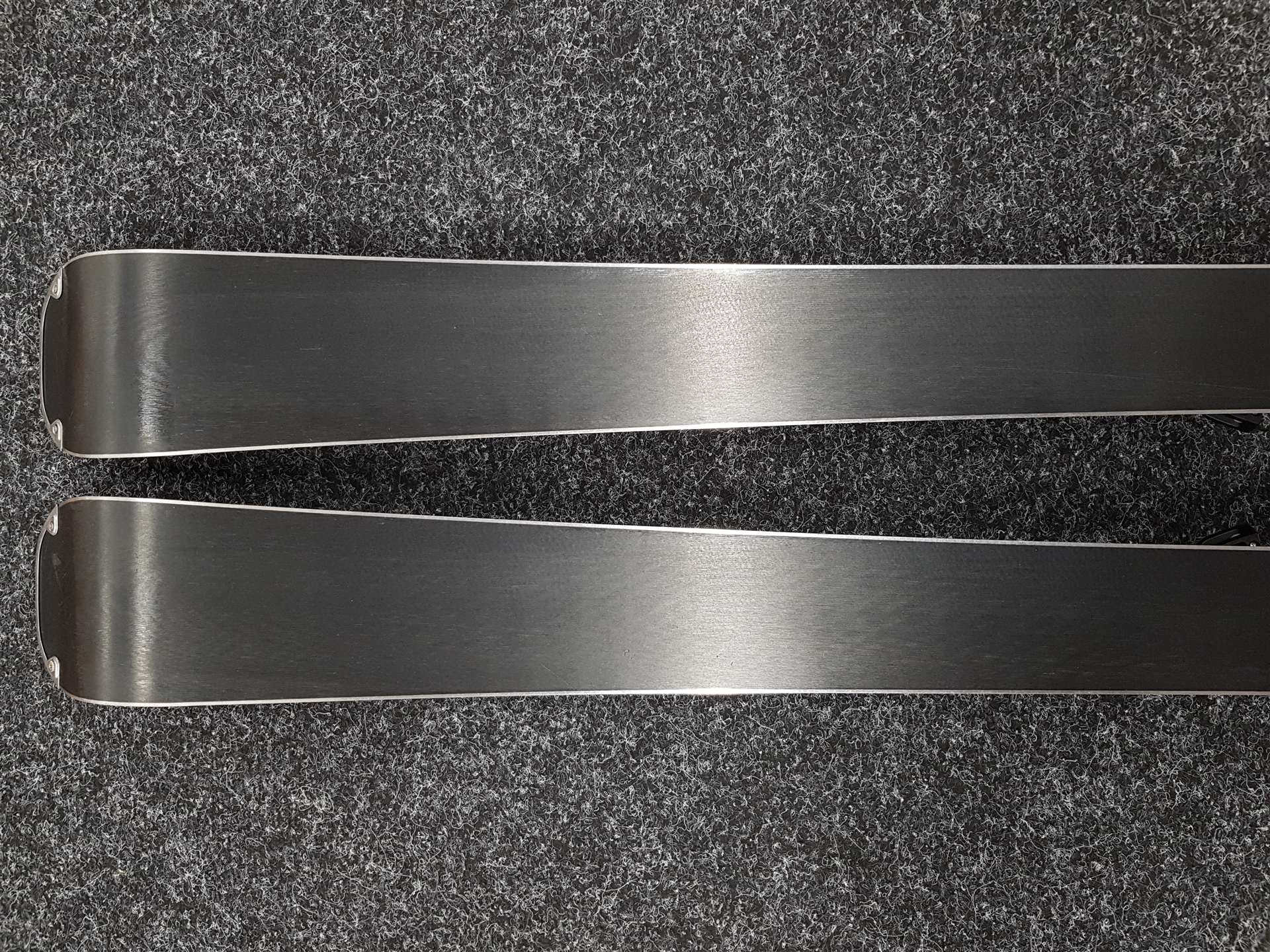 Skis d'occasion ELAN Primetime 22 + fixations Elan EL 10