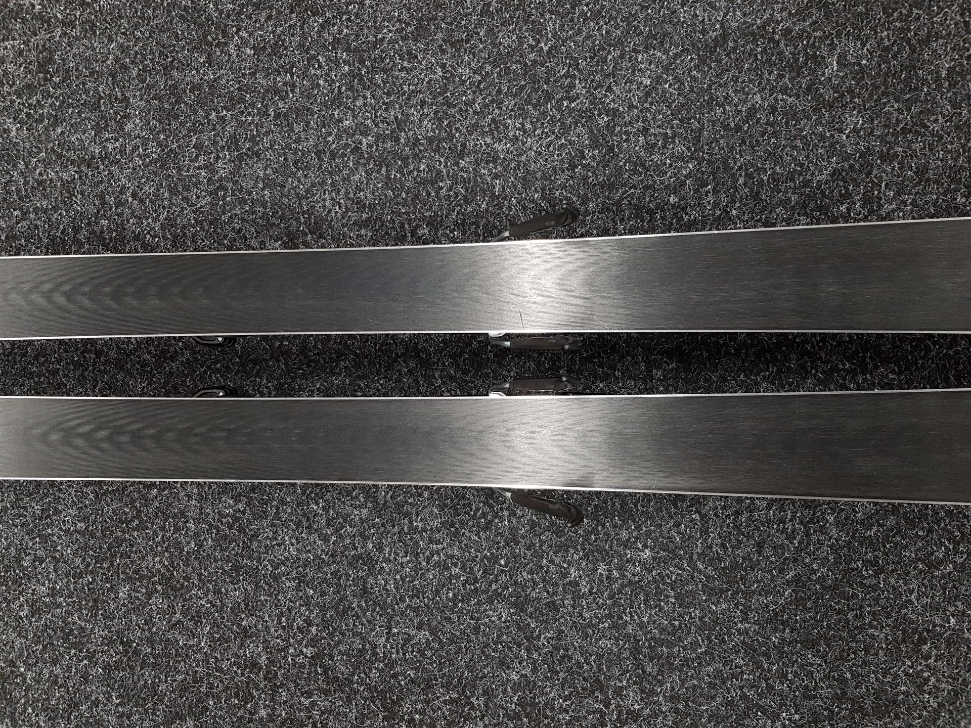 Używane narty ATOMIC Redster G9 + wiązania Atomic X12 GW