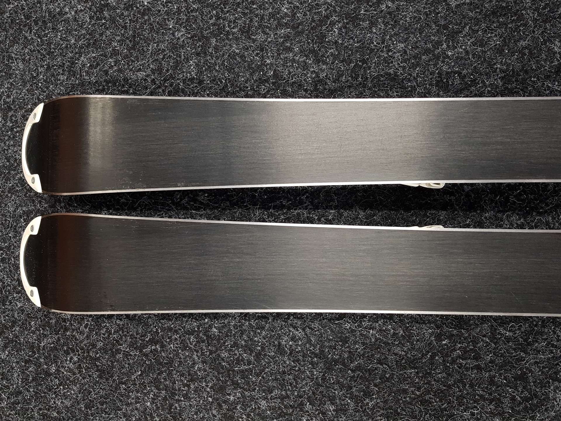 Gebrauchte Kinderski VÖLKL ACHICA + Bindungen Marker 4.5