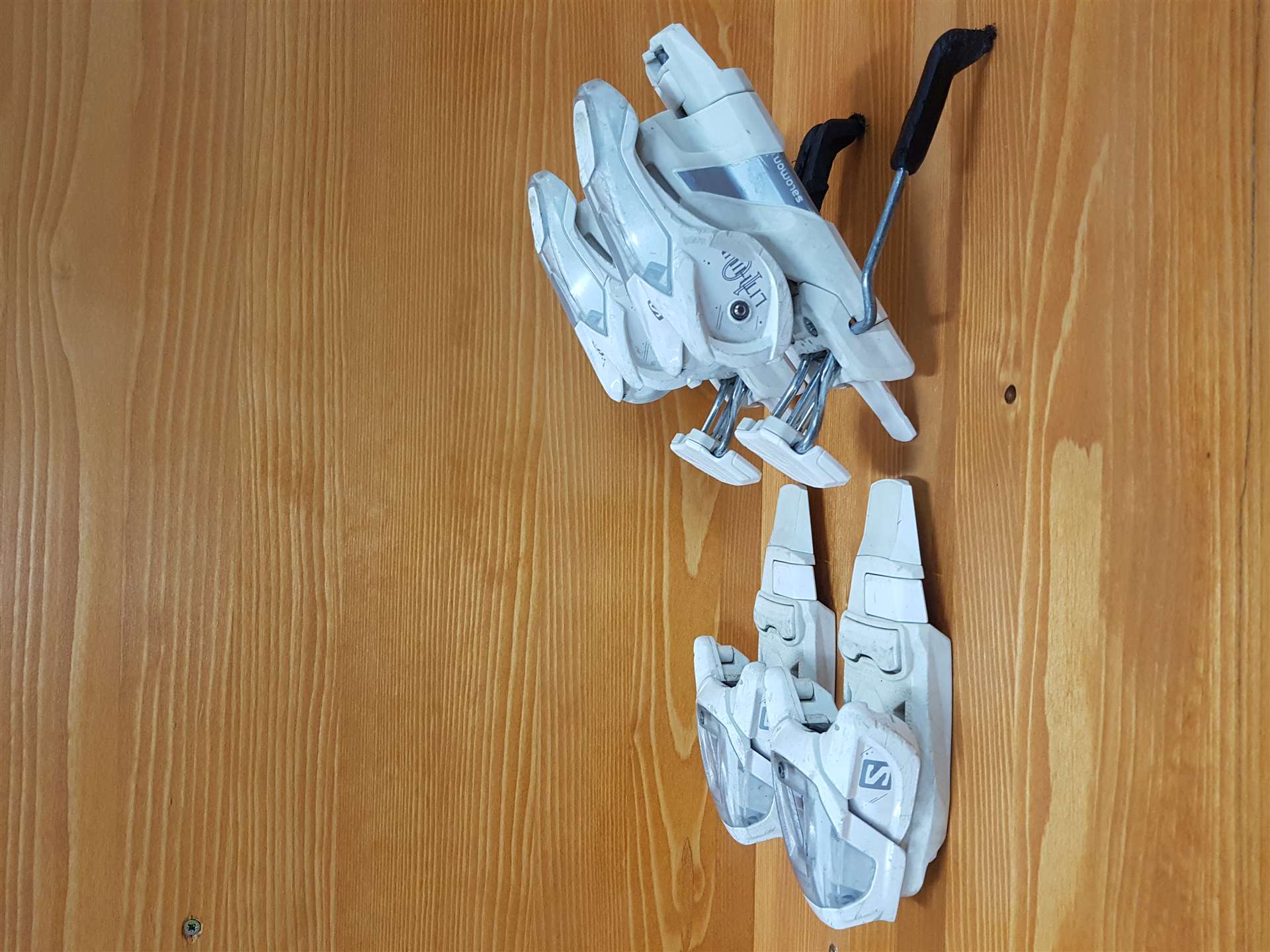 Použité viazanie Salomon Lithium 10 (10 DIN)