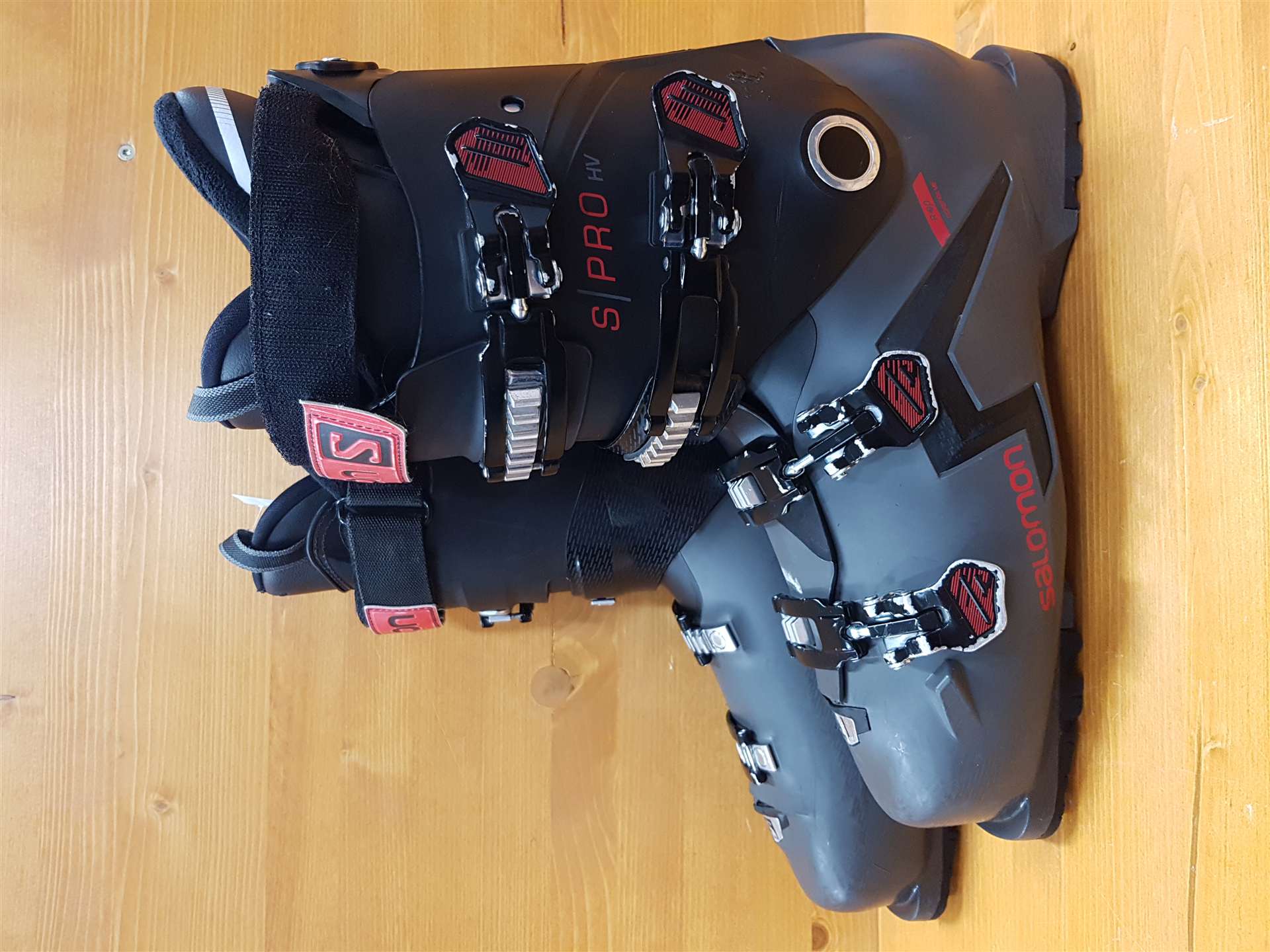 Gebrauchte Skischuhe SALOMON S/PRO HV R90