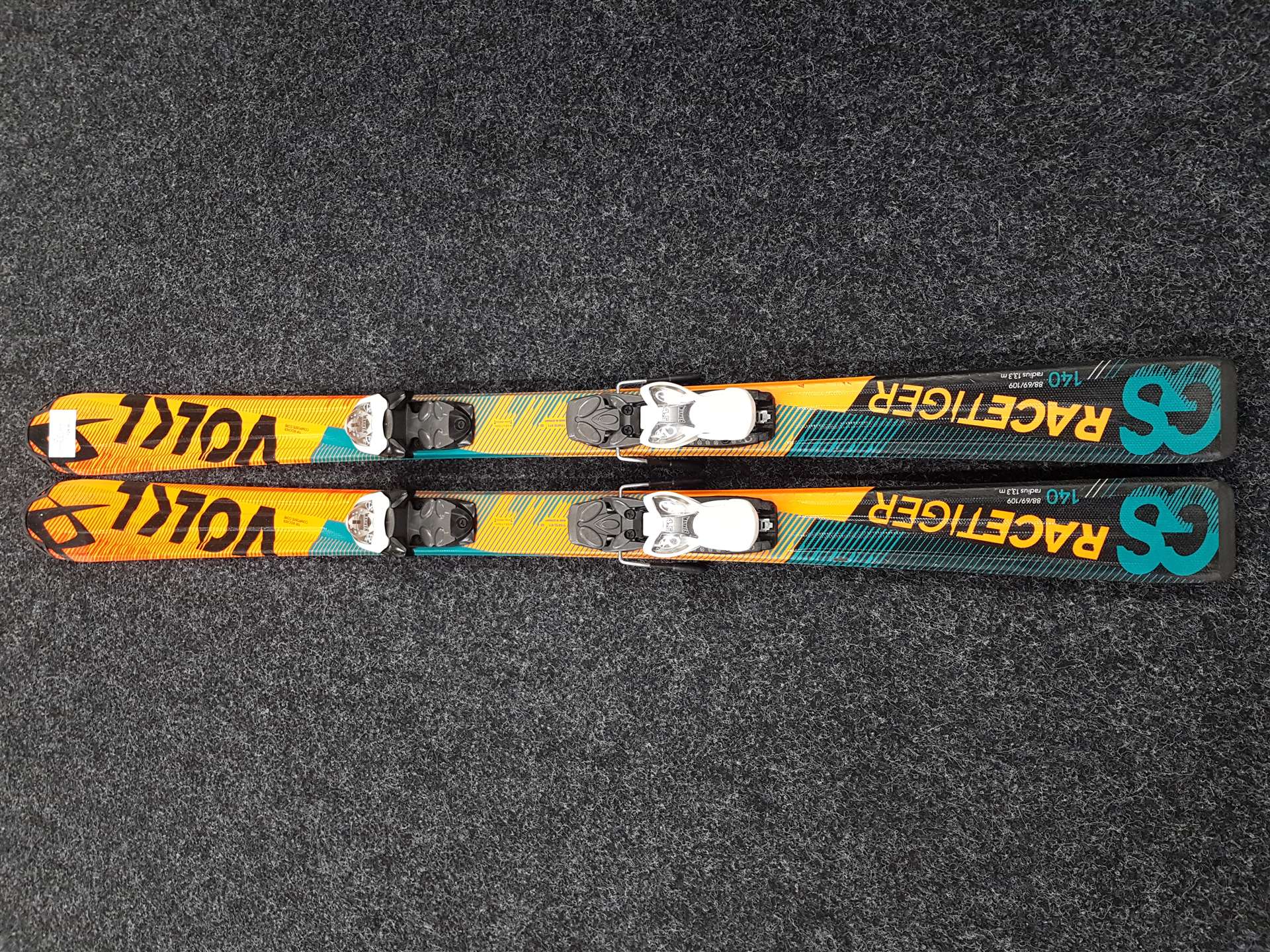 Použité lyže VOLKL Racetiger GS + viazanie Marker 4.5