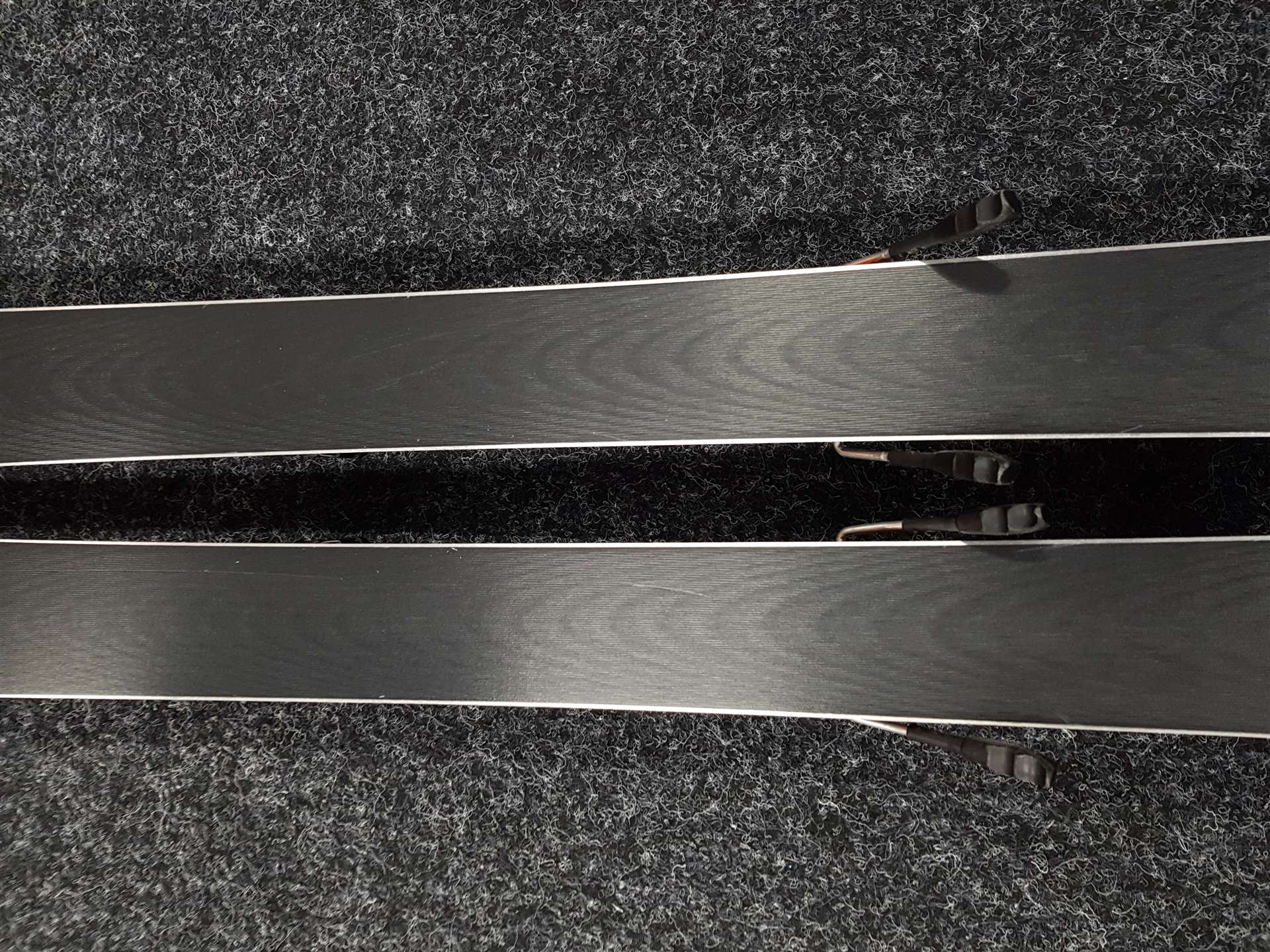 Použité lyže VOLKL Racetiger GS + viazanie Marker 4.5