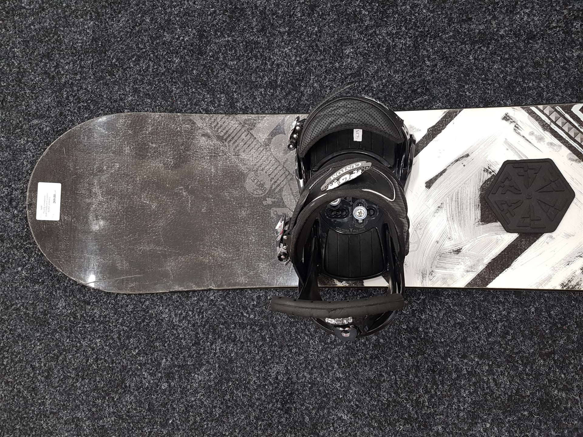 Použitý snowboard BURTON Bullet + vázání Burton velikost L