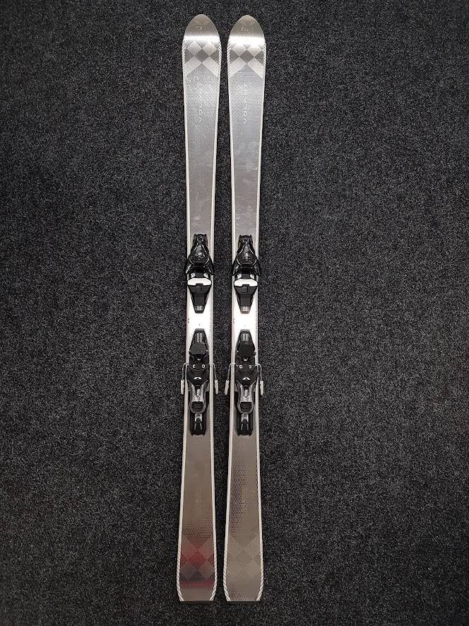 Bazaar-Ski Volant Silver Spur