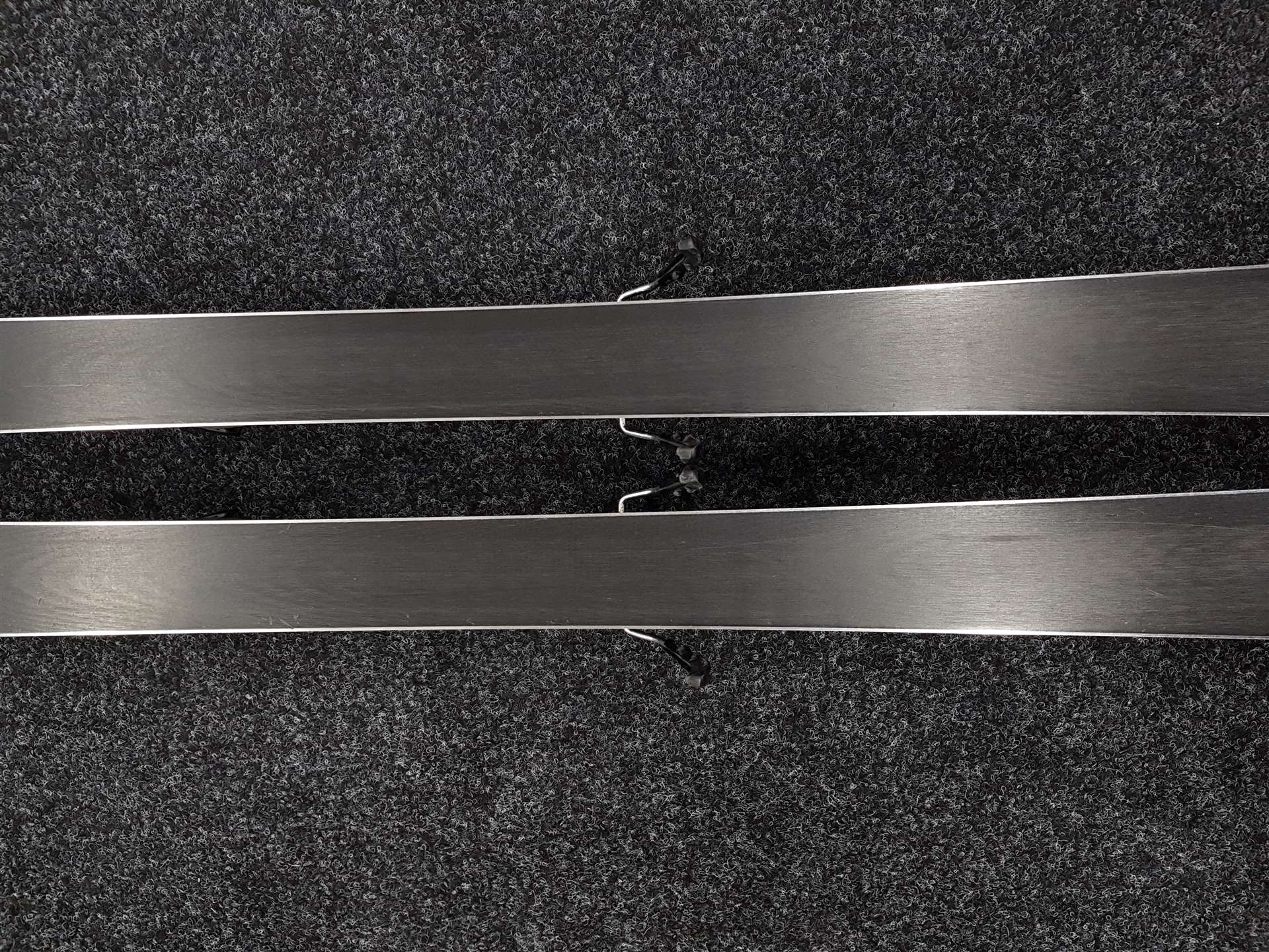 Skis d'occasion BLIZZARD WCR 72 + fixations Marker 10 TLT