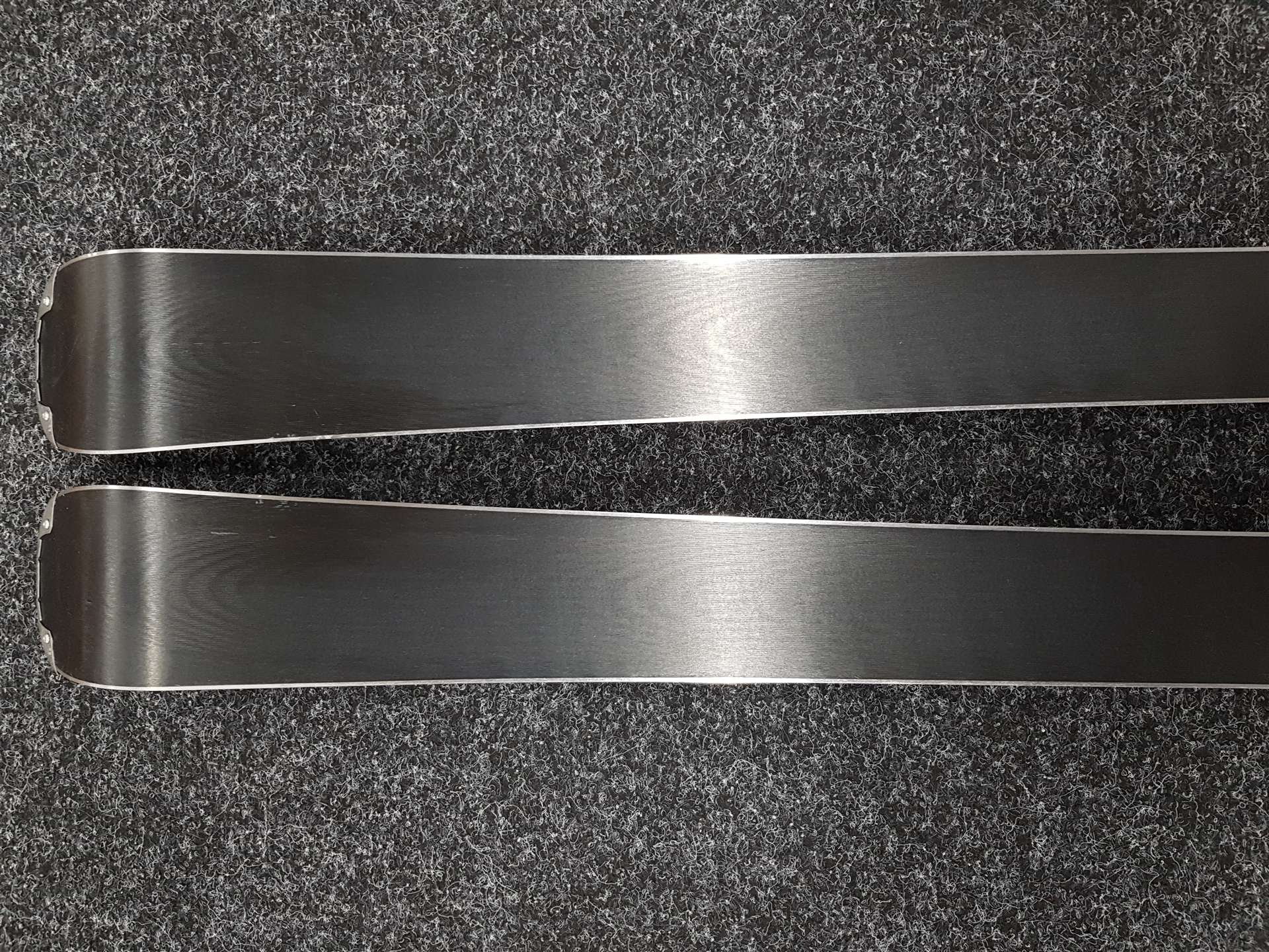 Skis d'occasion BLIZZARD WCR 72 + fixations Marker TLT 10
