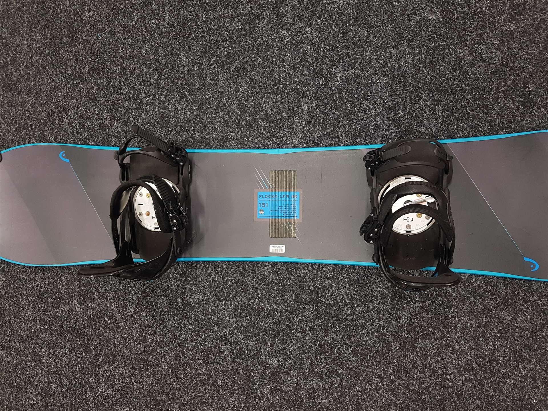 Używana deska snowboardowa HEAD Flocka + wiązania Salomon rozmiar S/M