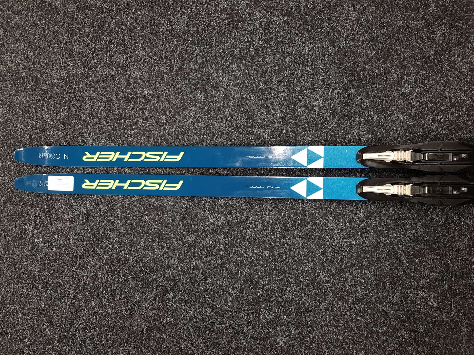 Použité bežecké lyže FISCHER Comfort Cruiser + viazanie NNN Fischer IFPl