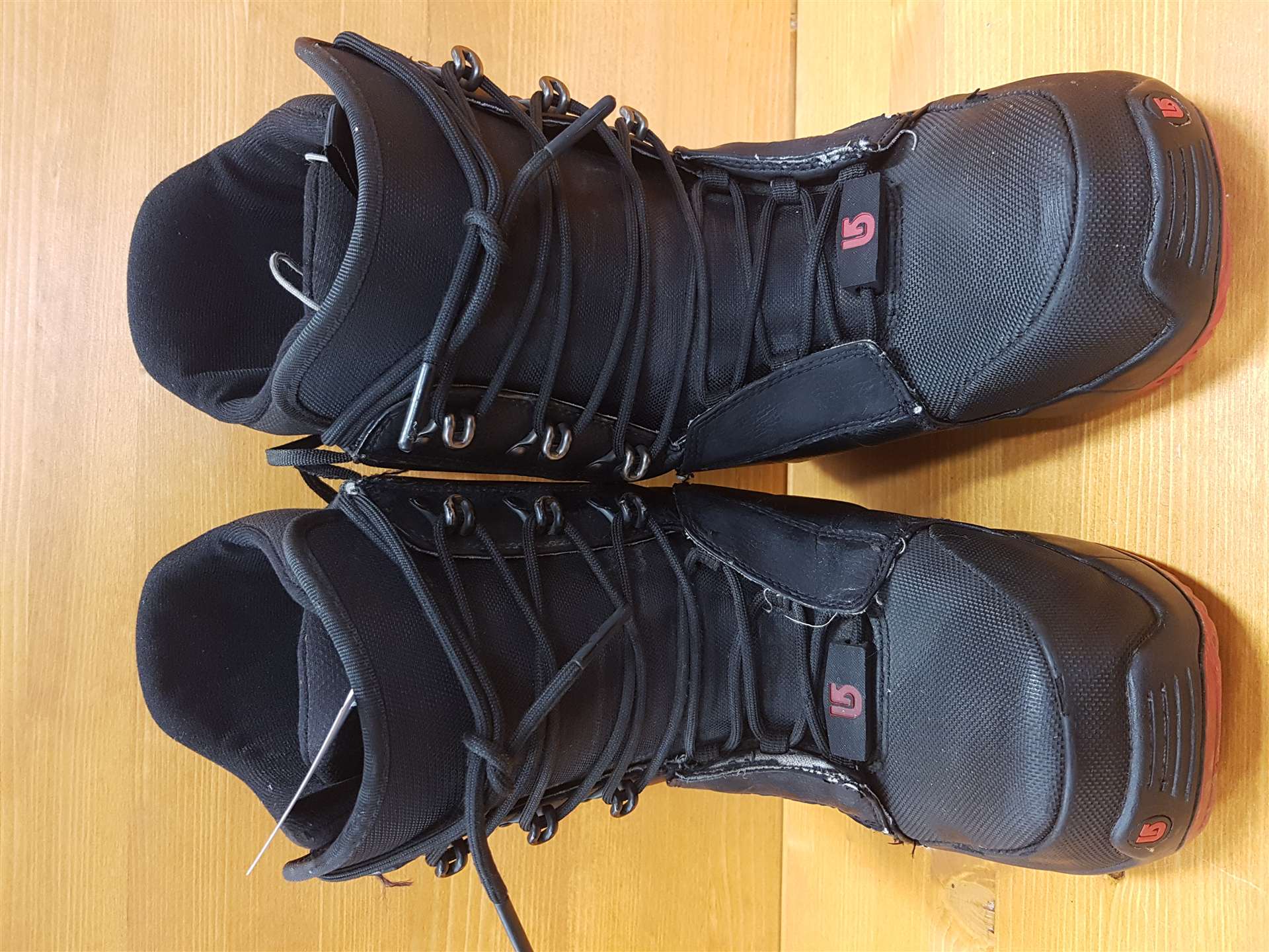 Ghete de snowboard BURTON Progression folosite