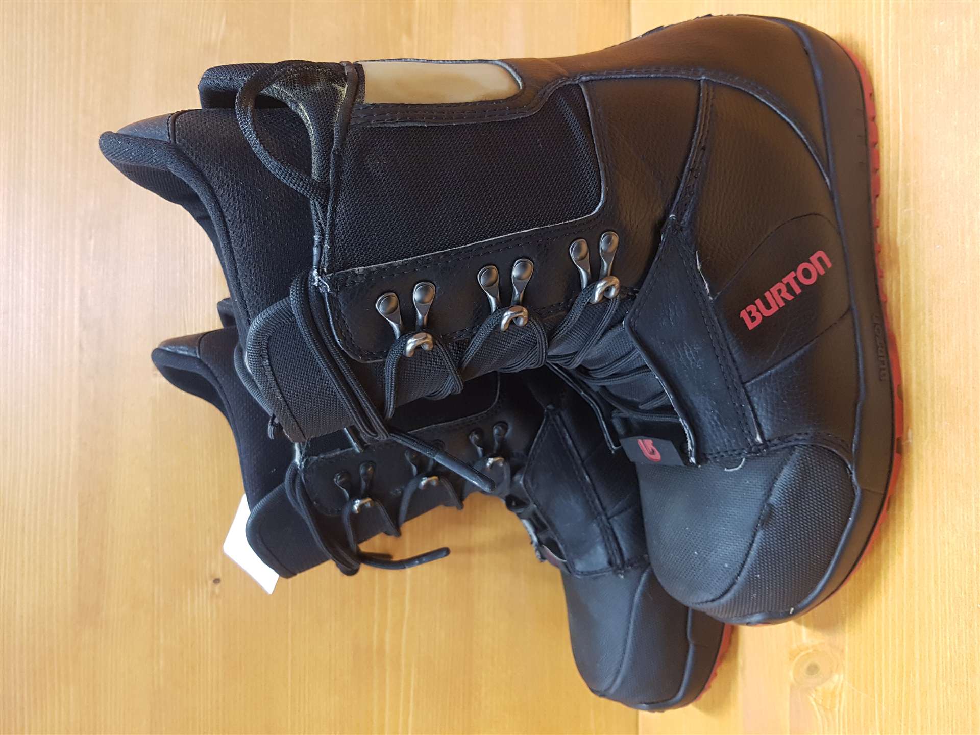 Ghete de snowboard BURTON Progression folosite