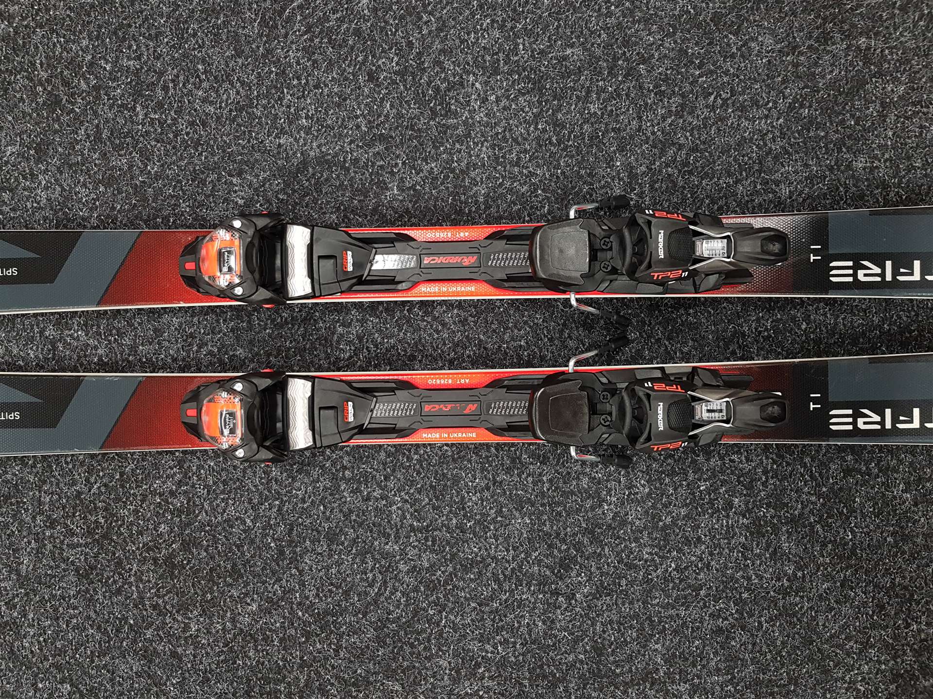 Gebrauchte Ski NORDICA Spitfire TI + Bindungen Marker TP2 11