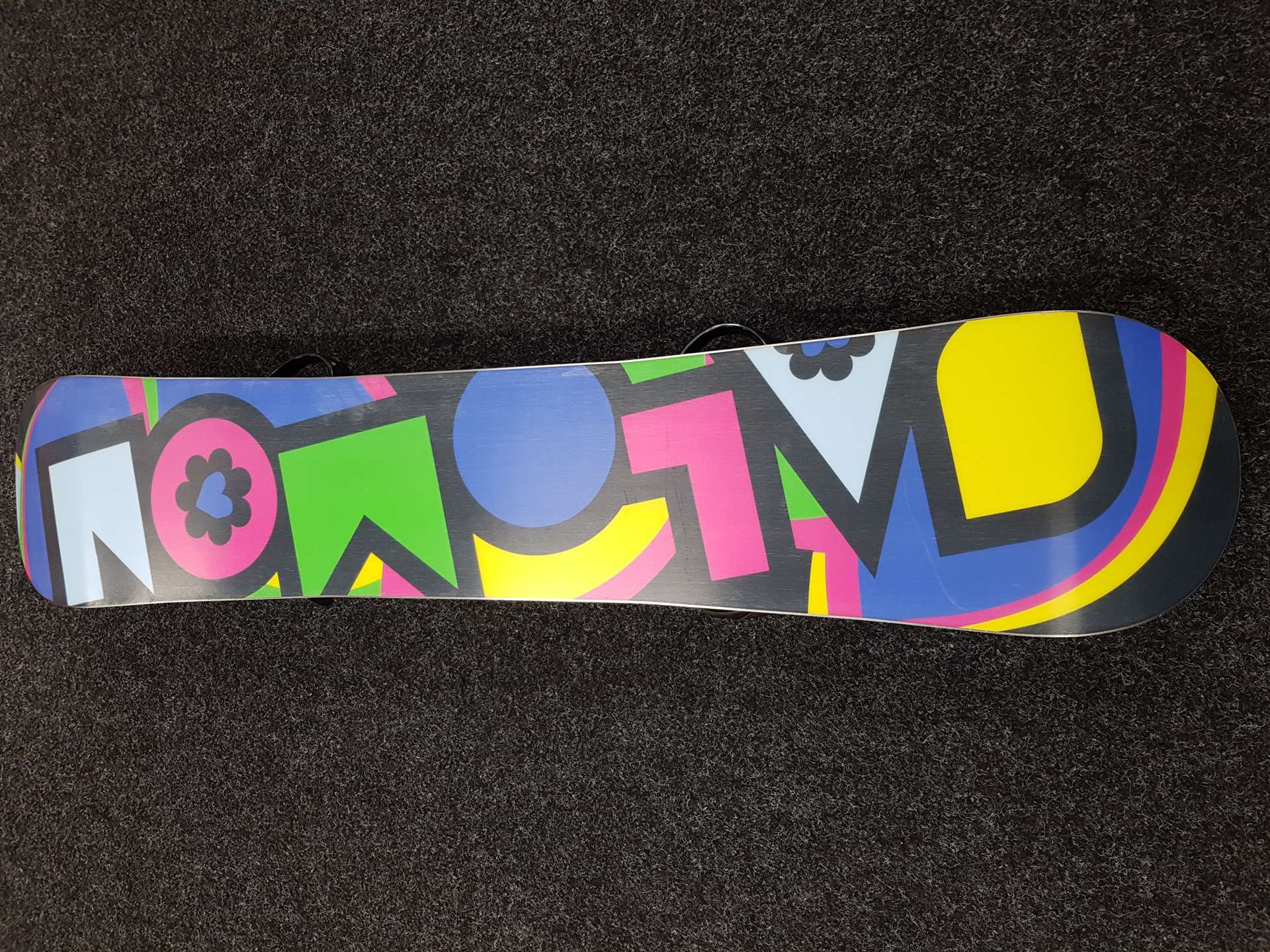 Snowboard SALOMON Lara usato + attacchi Burton taglia S/M