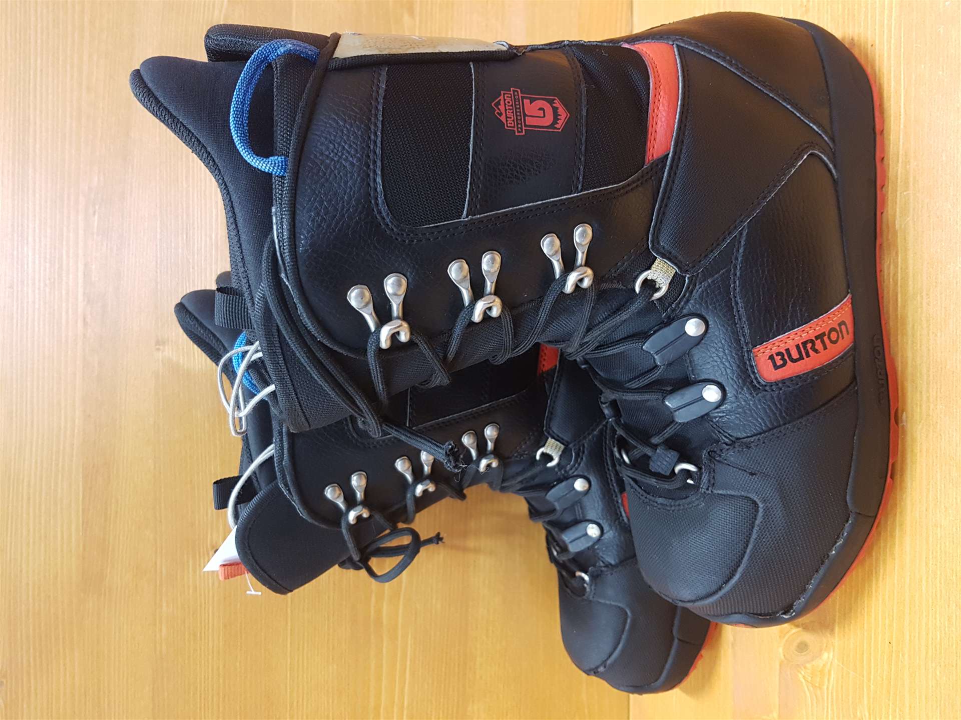 Ghete de snowboard BURTON Progression folosite