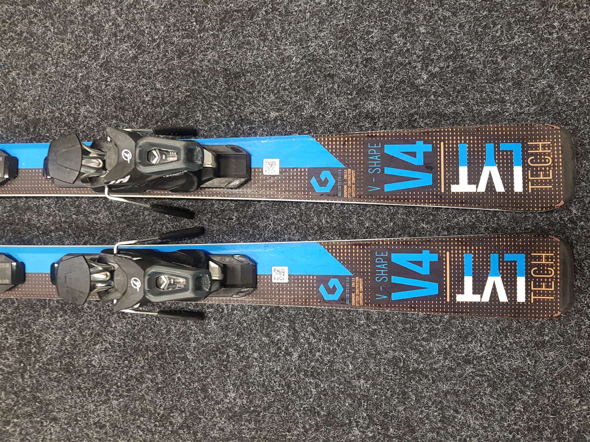 Schiuri folosite HEAD LYT V4 + legături Tyrolia PR 10