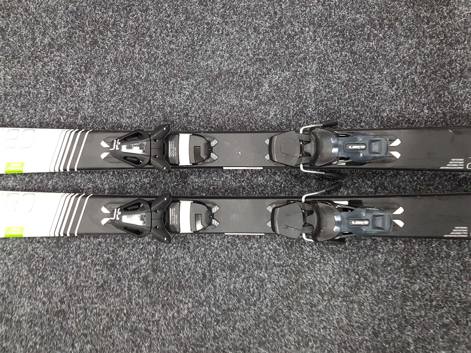 Esquís ELAN Carve X usados + fijaciones Elan EL 10