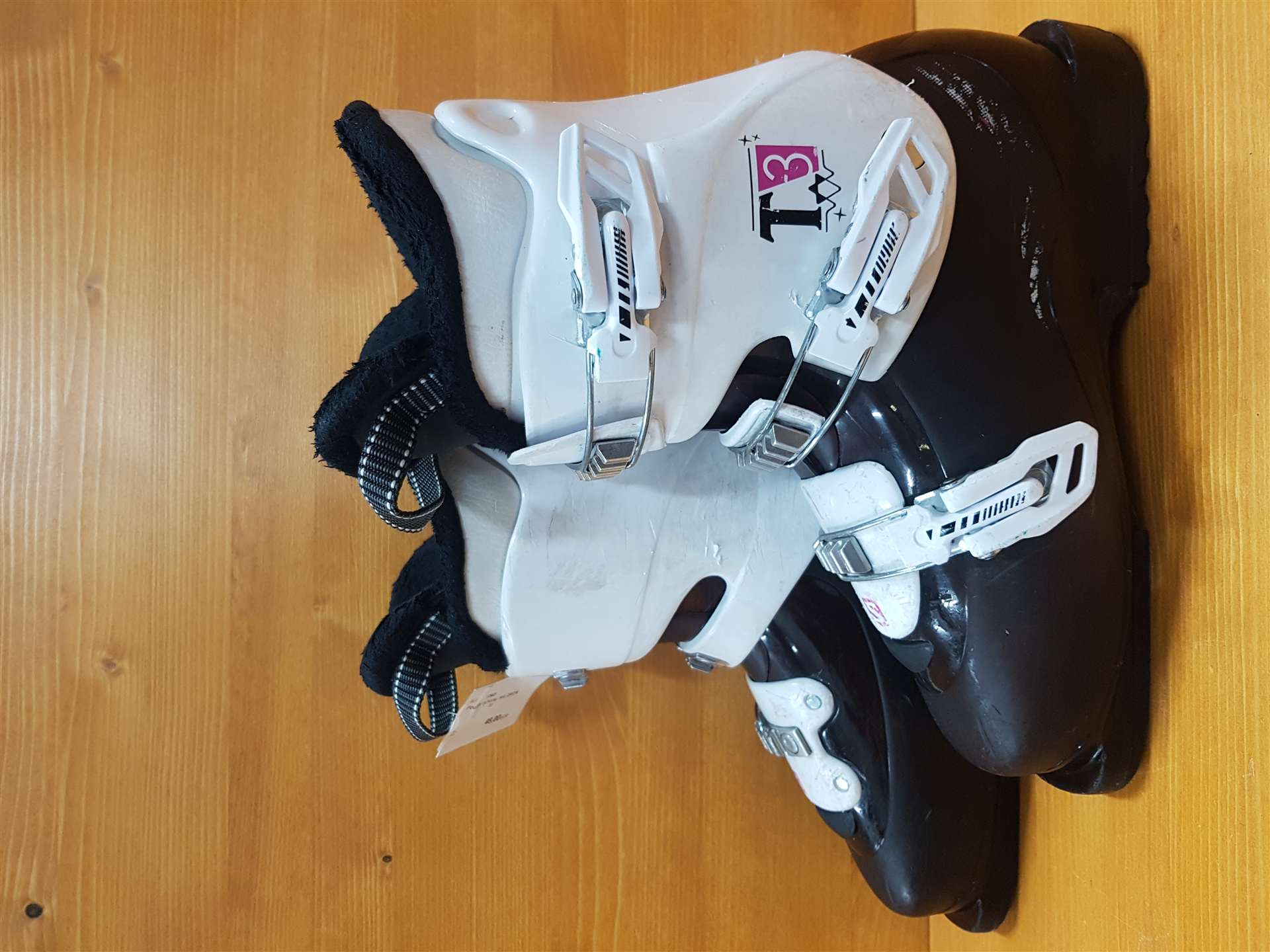 Použité lyžiarky SALOMON T3