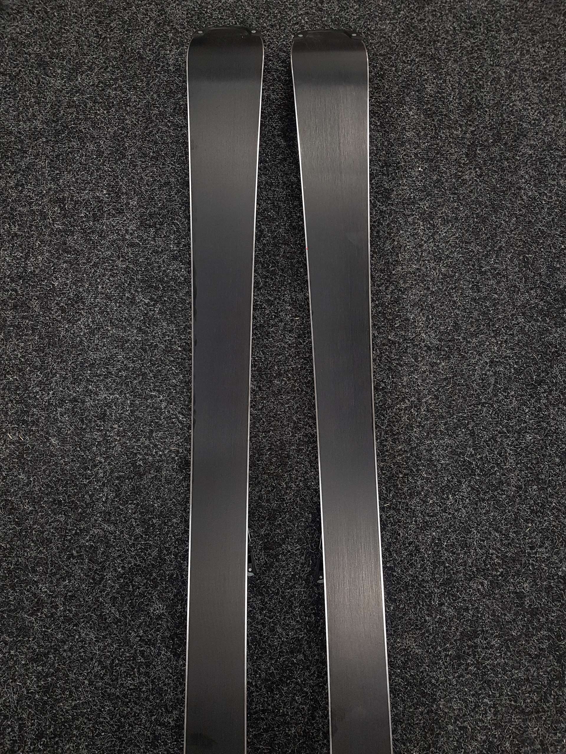 Bazárové lyže  FISCHER RC4 Race Air Carbon