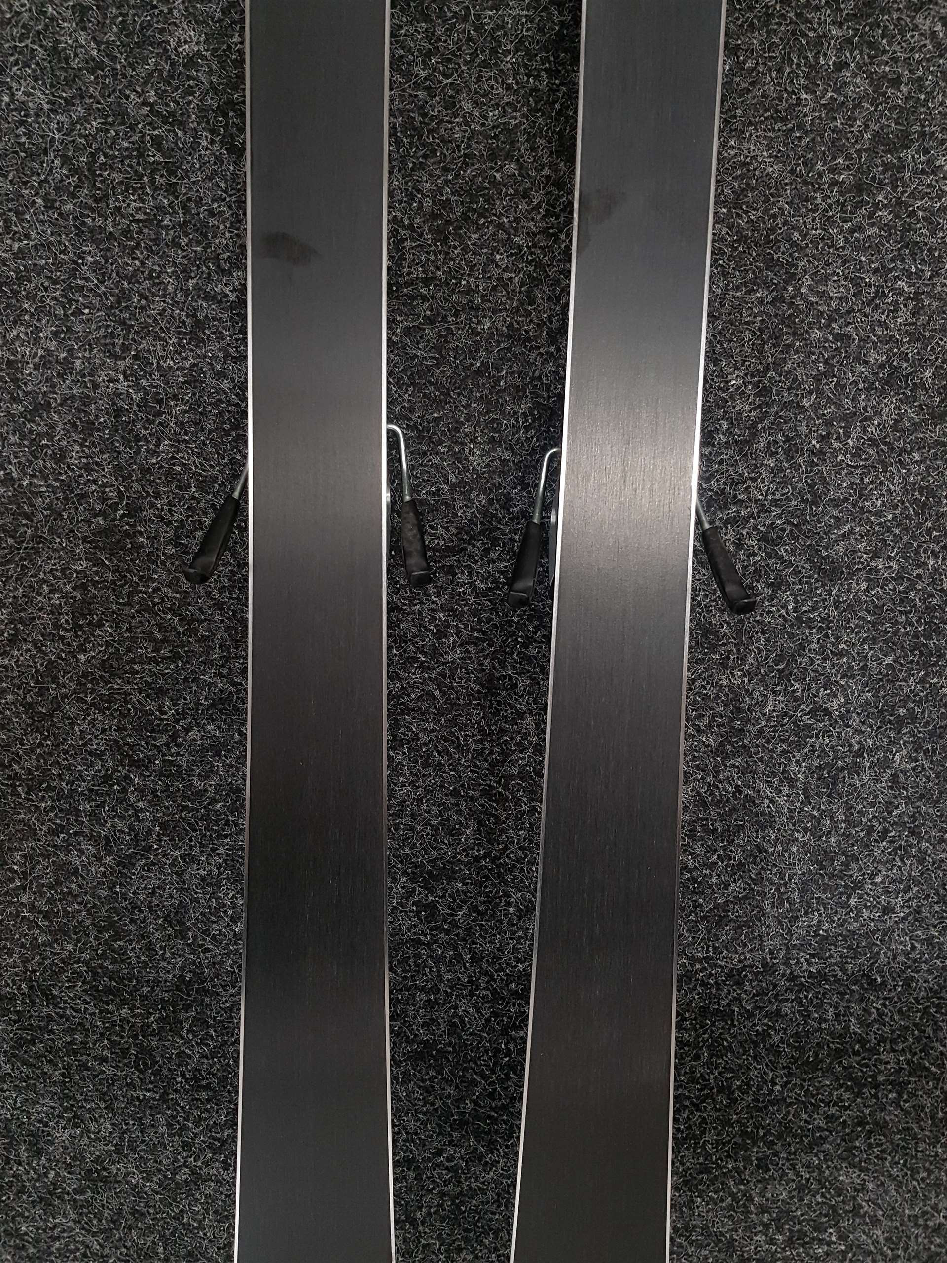 Bazárové lyže  FISCHER RC4 Race Air Carbon