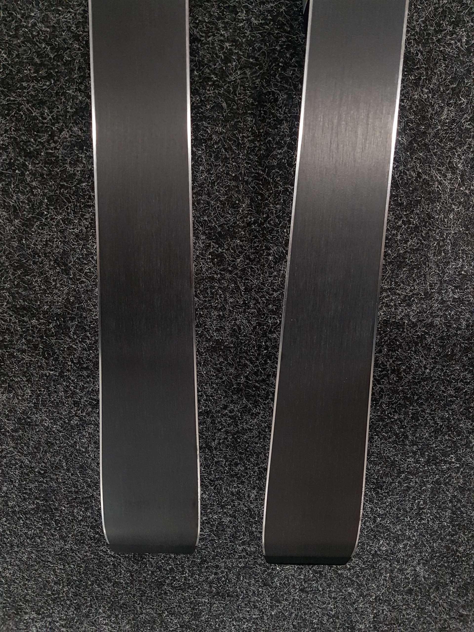 Bazárové lyže  FISCHER RC4 Race Air Carbon