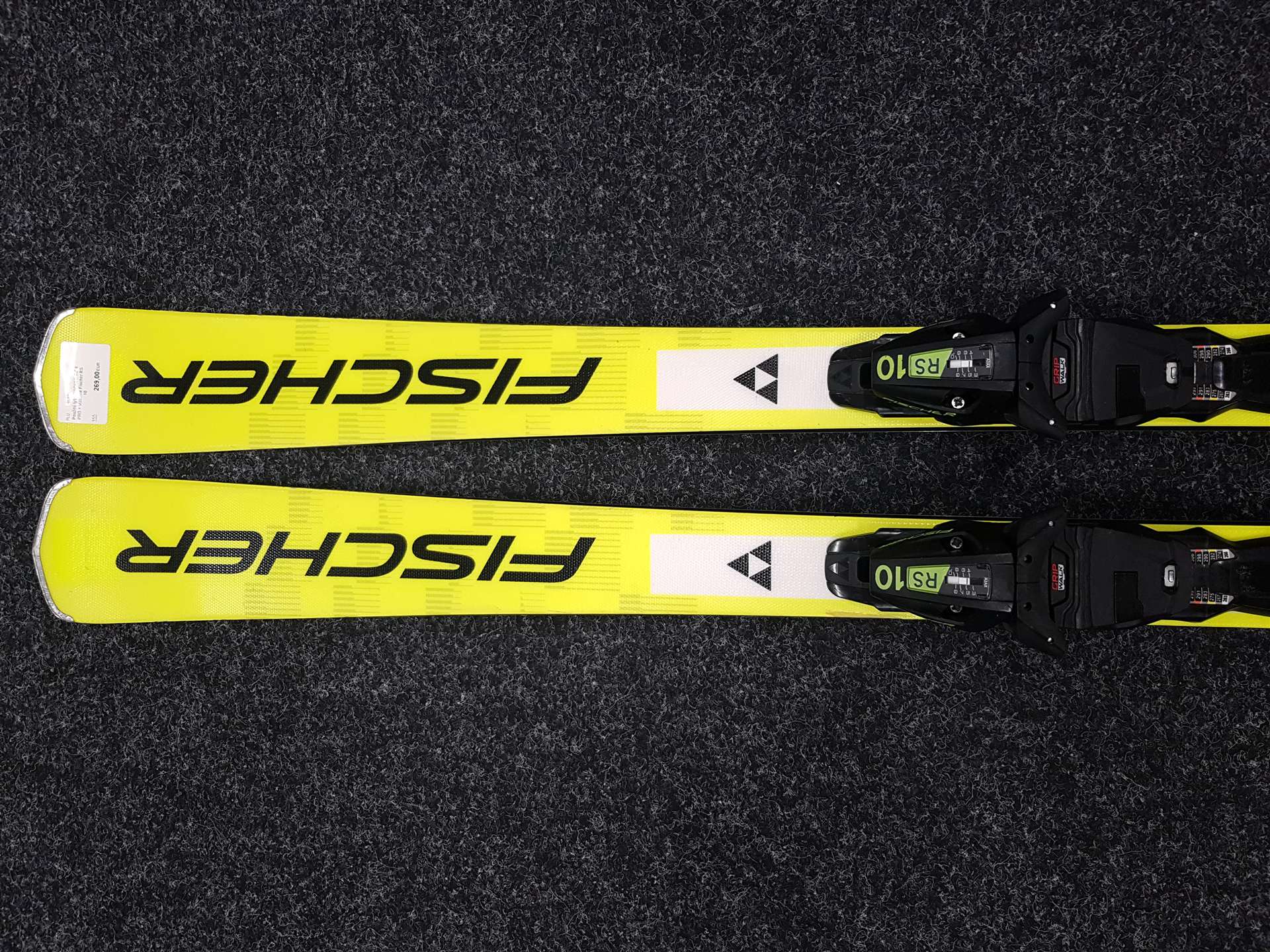 Gebrauchte FISCHER RC 4 PRO Ski + Fischer RS 10 Bindungen