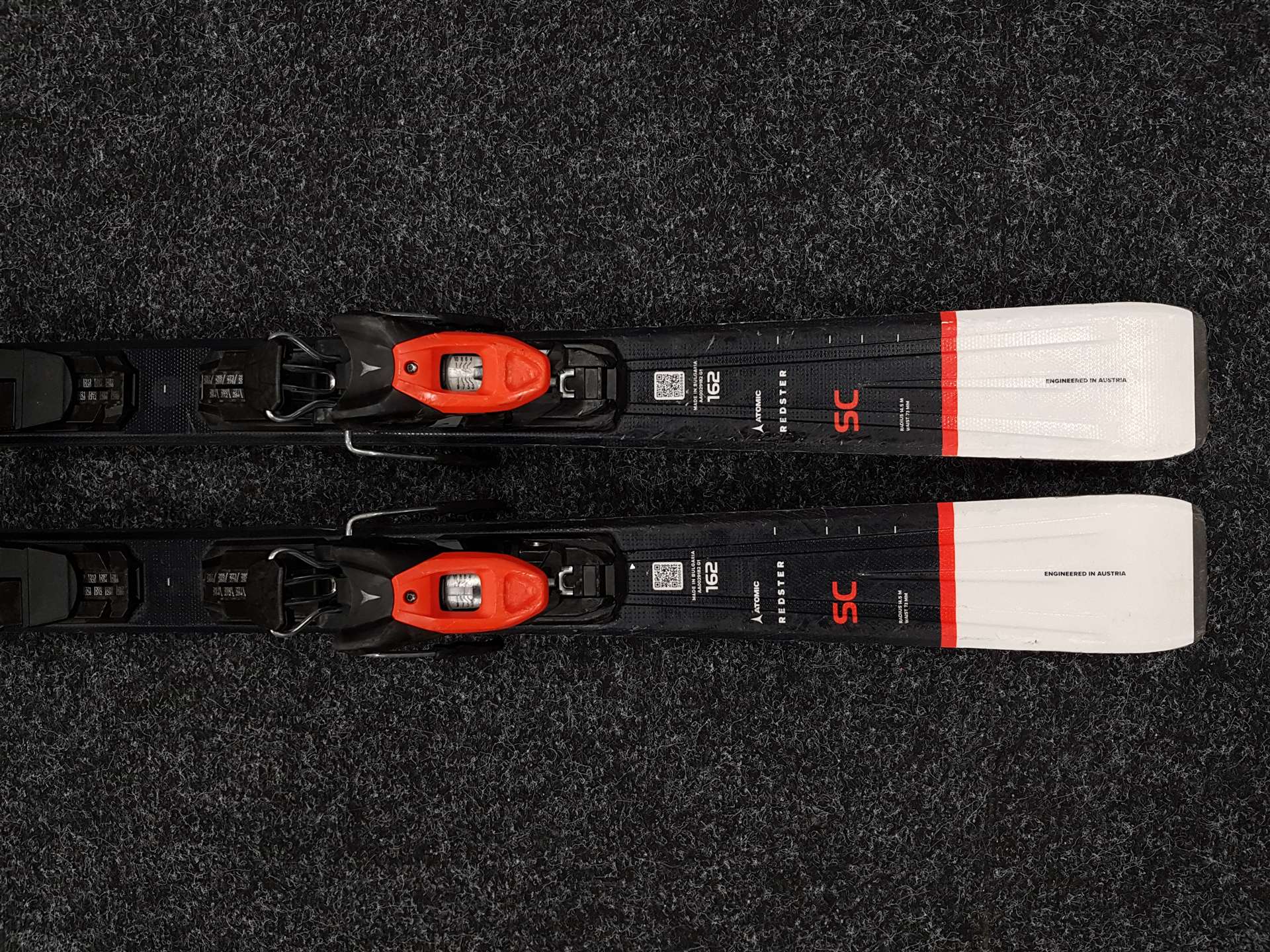 Použité lyže ATOMIC Redster SC + viazanie Atomic M 10