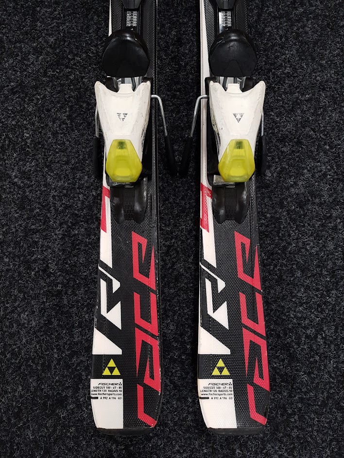 Gebrauchte FISCHER RC 4 Ski + FJ7 Bindungen